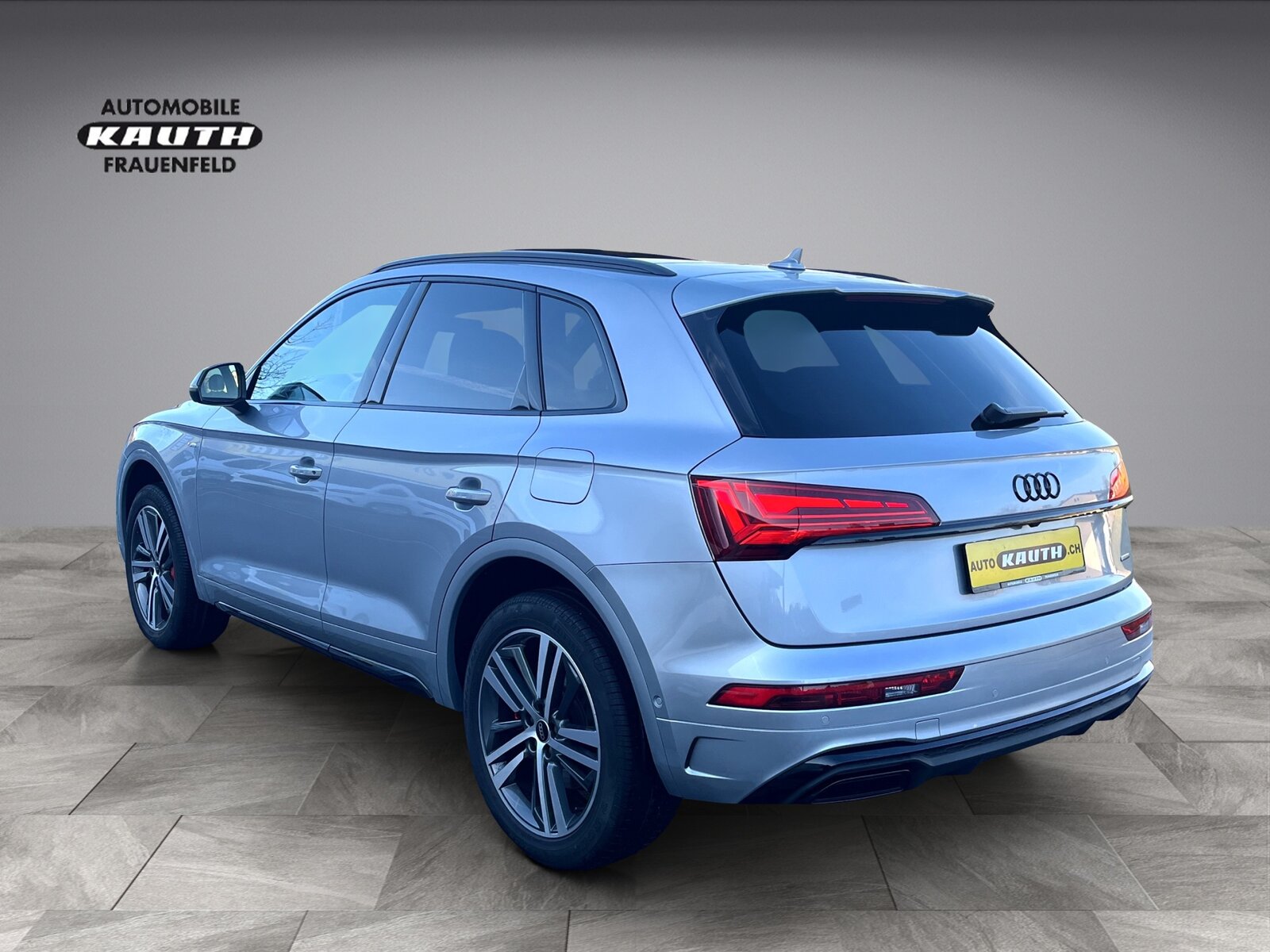 AUDI Q5 55 TFSI e PHEV S line quattro S-tronic*Panodach, AHK, Plug-in-Hybrid Petrol/Electric, Second hand / Used, Automatic - 3