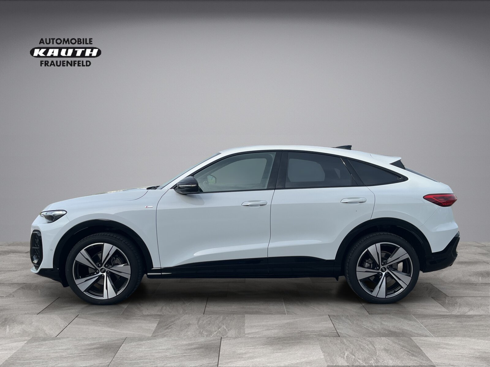 AUDI Q5 Sportback TFSI quattro 150 kW S-tronic *Standheizung, Mild-Hybrid Petrol/Electric, Second hand / Used, Automatic - 2