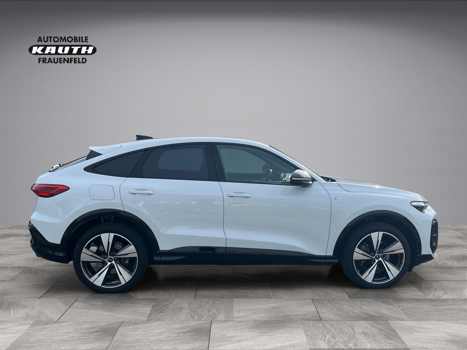 AUDI Q5 Sportback TFSI quattro 150 kW S-tronic *Standheizung, Mild-Hybrid Petrol/Electric, Second hand / Used, Automatic - 7