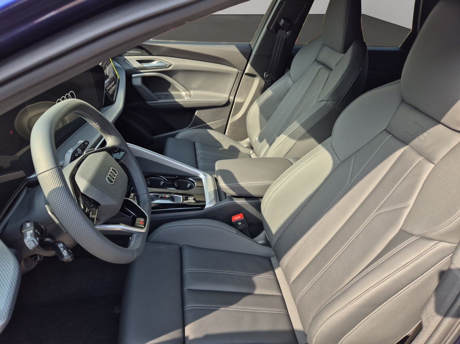 AUDI Q5 TDI quattro 150 kW S-tronic, Mild-Hybrid Diesel/Elektro, Occasion / Gebraucht, Automatik - 6