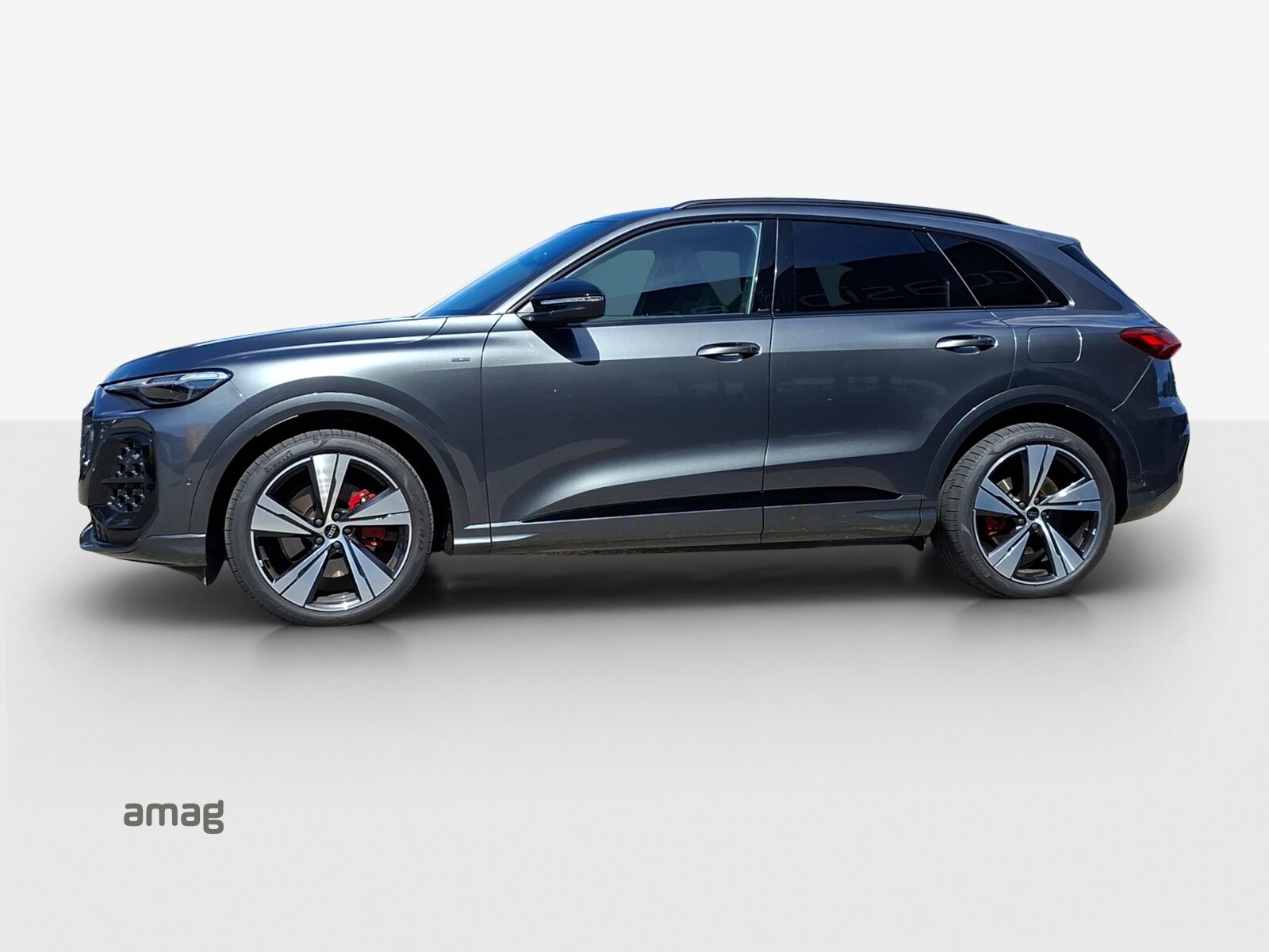 AUDI Q5 SUV e-hybrid 270 kW, Voll-Hybrid Benzin/Elektro, Occasion / Gebraucht, Automatik - 2