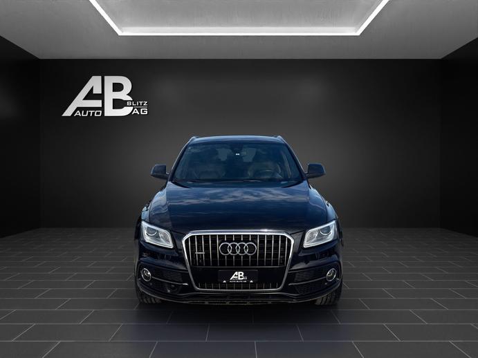 AUDI Q5 3.0 TDI S-Line quattro S-tronic mit 245 PS, Diesel, Occasioni / Usate, Automatico