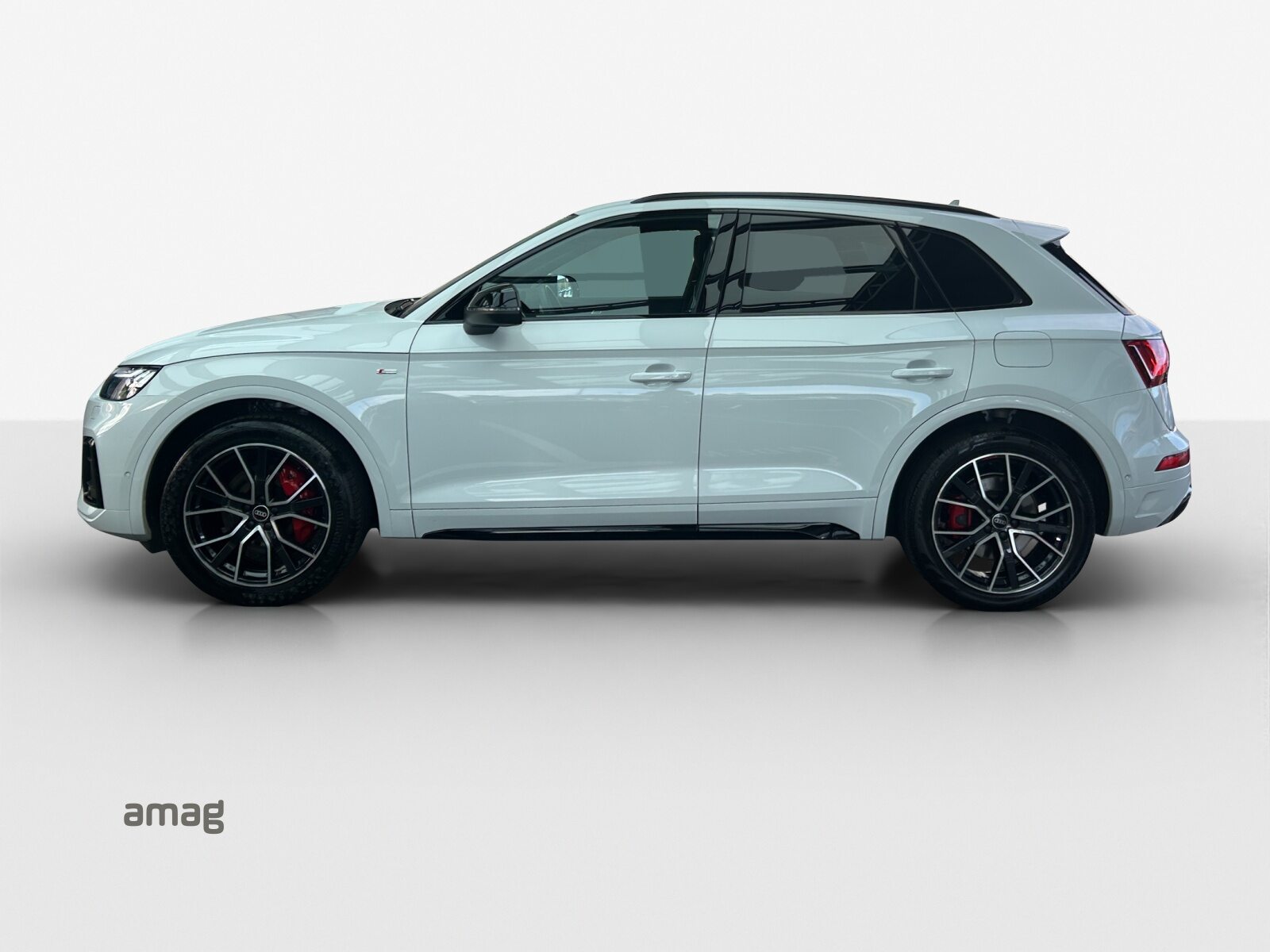 AUDI Q5 55 TFSI e S line, Voll-Hybrid Benzin/Elektro, Occasion / Gebraucht, Automatik - 2