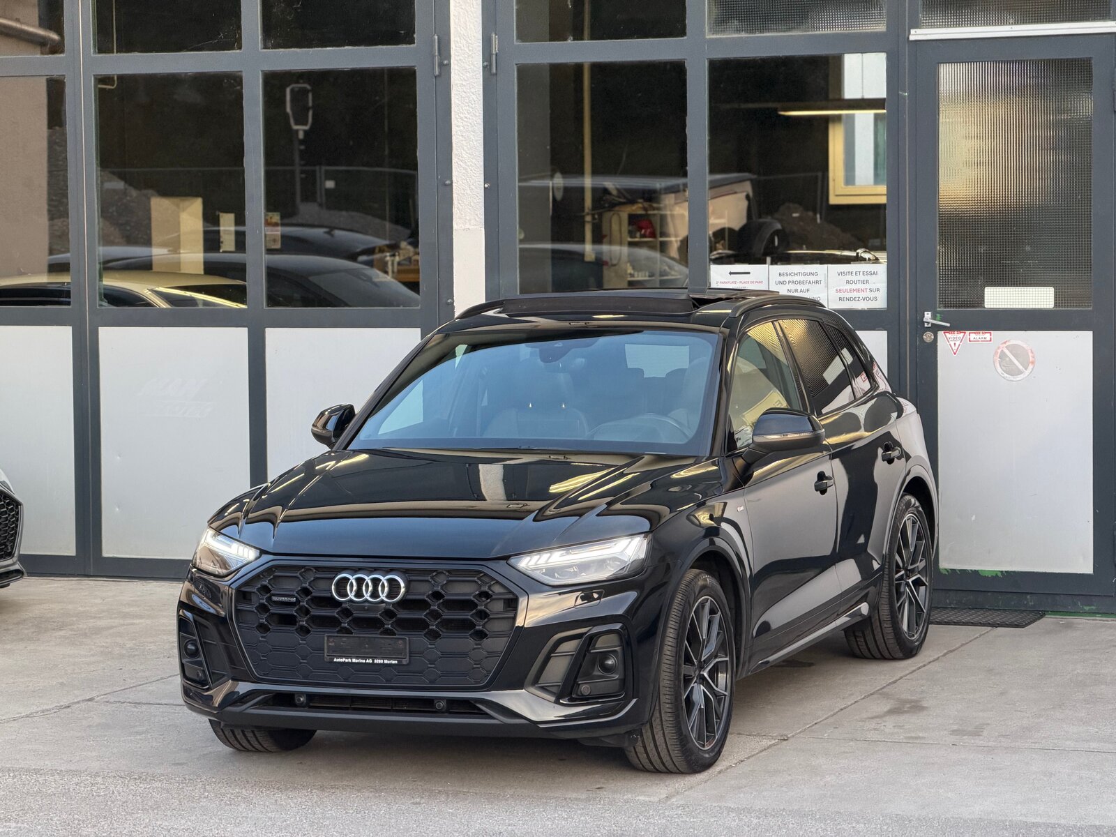 AUDI Q5 40 TDI Black Edition quattro S-tronic, Mild-Hybrid Diesel/Elektro, Occasion / Gebraucht, Automatik - 2