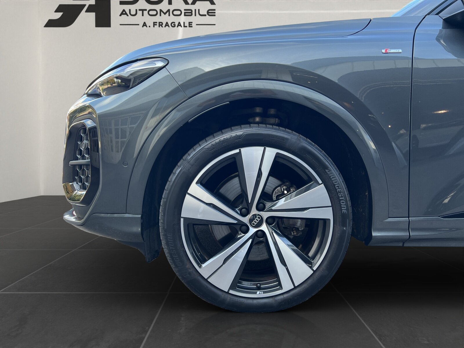 AUDI Q5 SUV 2.0 TDI quattro S-Tronic, Mild-Hybrid Diesel/Elektro, Occasion / Gebraucht, Automatik - 7
