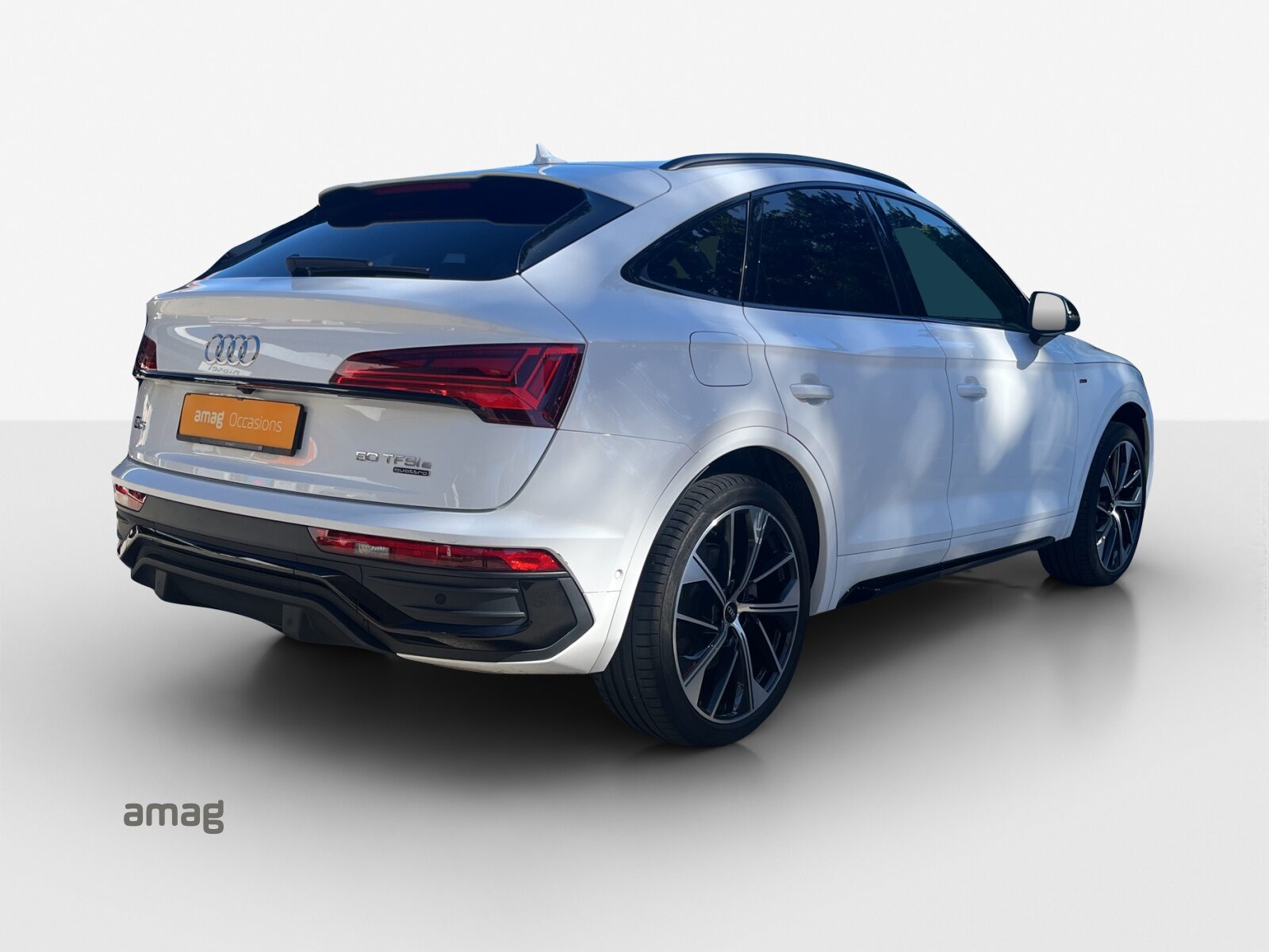 AUDI Q5 SB 50 TFSI e Black Edition, Full-Hybrid Petrol/Electric, Second hand / Used, Automatic - 5