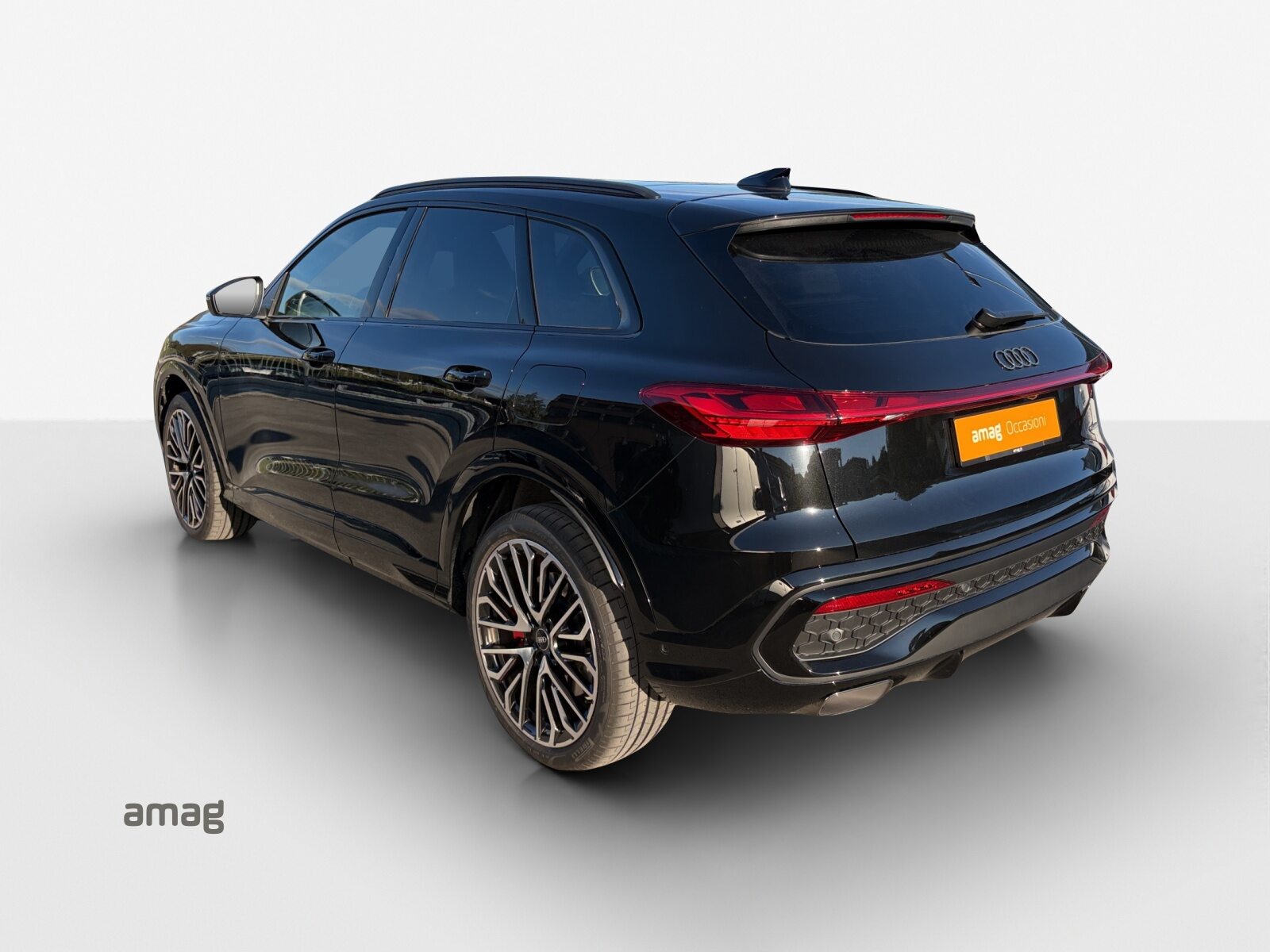 AUDI Q5 SUV e-hybrid 270 kW, Full-Hybrid Petrol/Electric, Second hand / Used, Automatic - 3