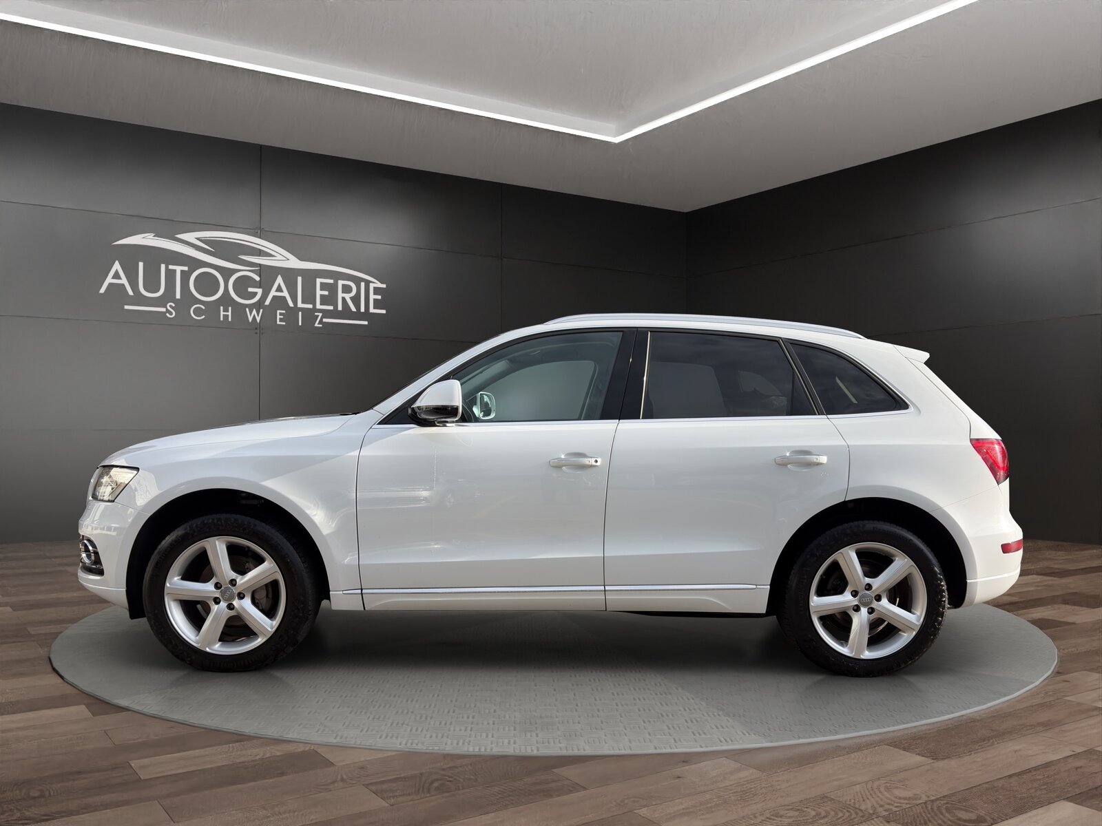 AUDI Q5 2.0 TDI quattro S-tronic CH Designpaket Sport Adaptiv, Diesel, Second hand / Used, Automatic - 2