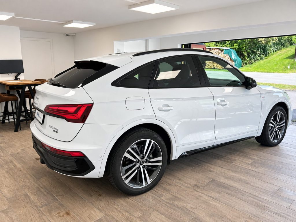 AUDI Q5 Sportback 2.0 50 TFSI e S Line quattro S-Tronic, Plug-in-Hybrid Benzina/Elettrica, Occasioni / Usate, Automatico - 3
