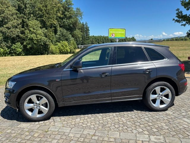 AUDI Q5 2.0 TFSI quattro T-Tronic