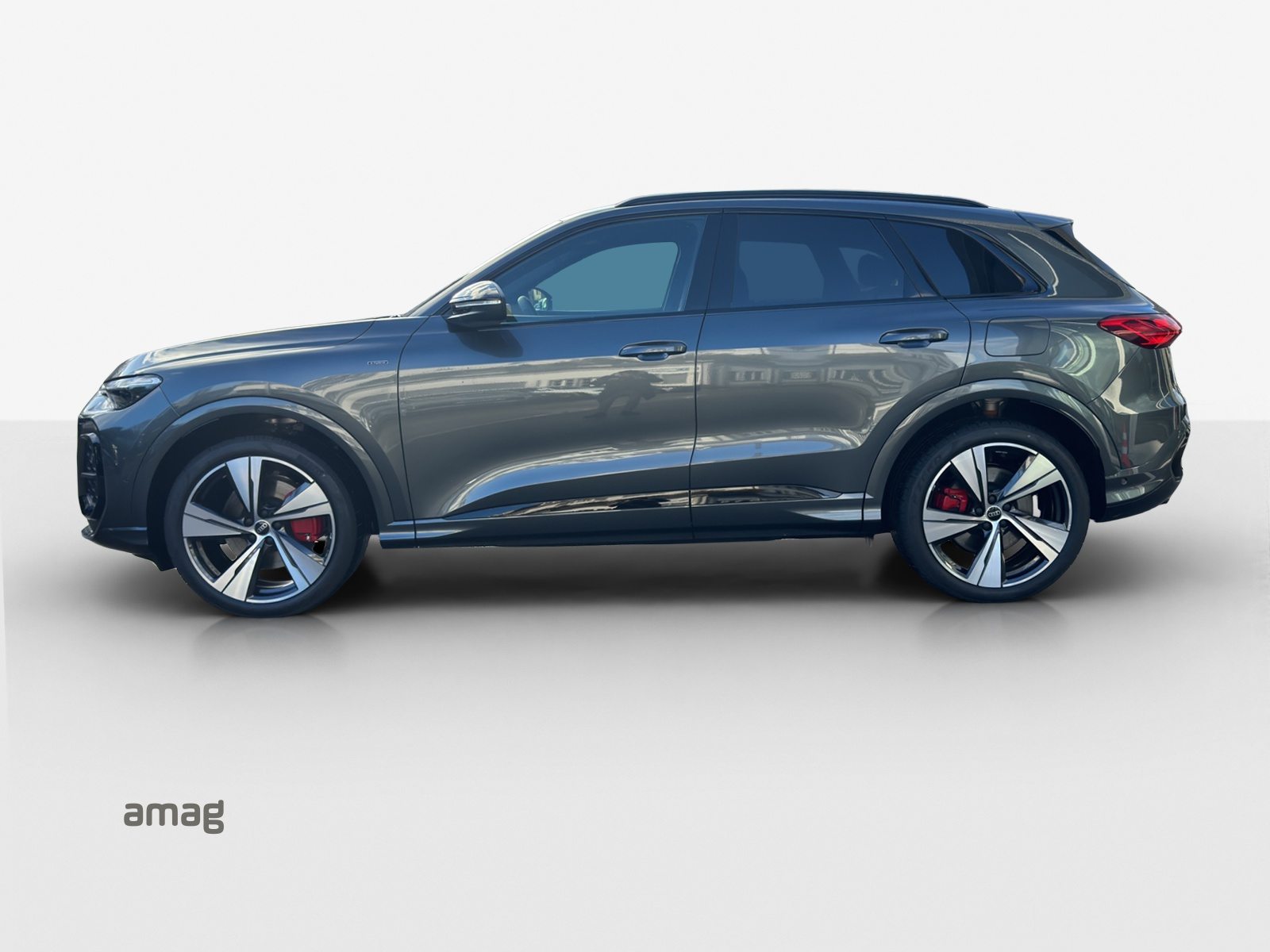 AUDI Q5 SUV e-hybrid 270 kW, Hybride Intégral Essence/Électricité, Voiture de démonstration, Automatique - 2