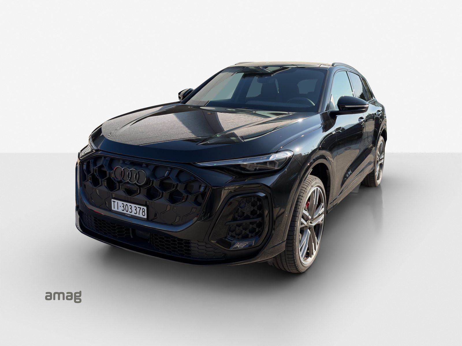 AUDI Q5 SUV e-hybrid 270 kW