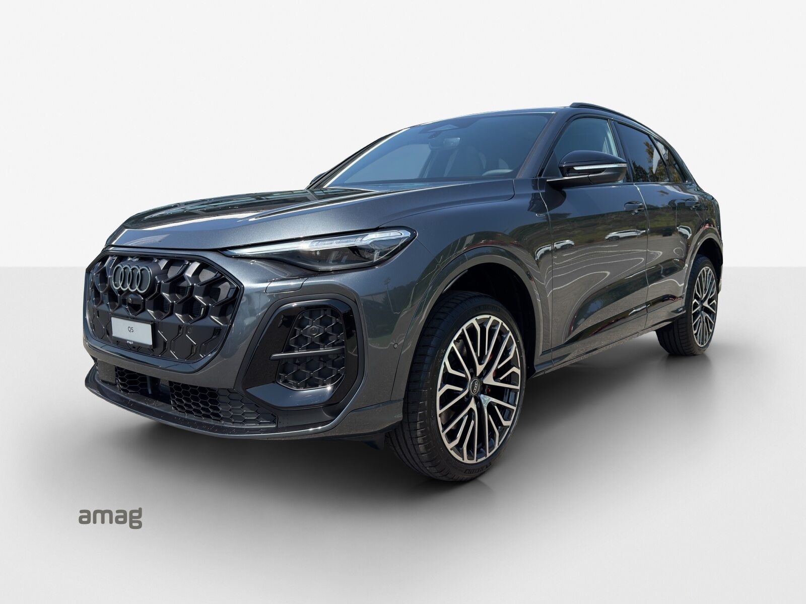AUDI Q5 SUV e-hybrid 270 kW