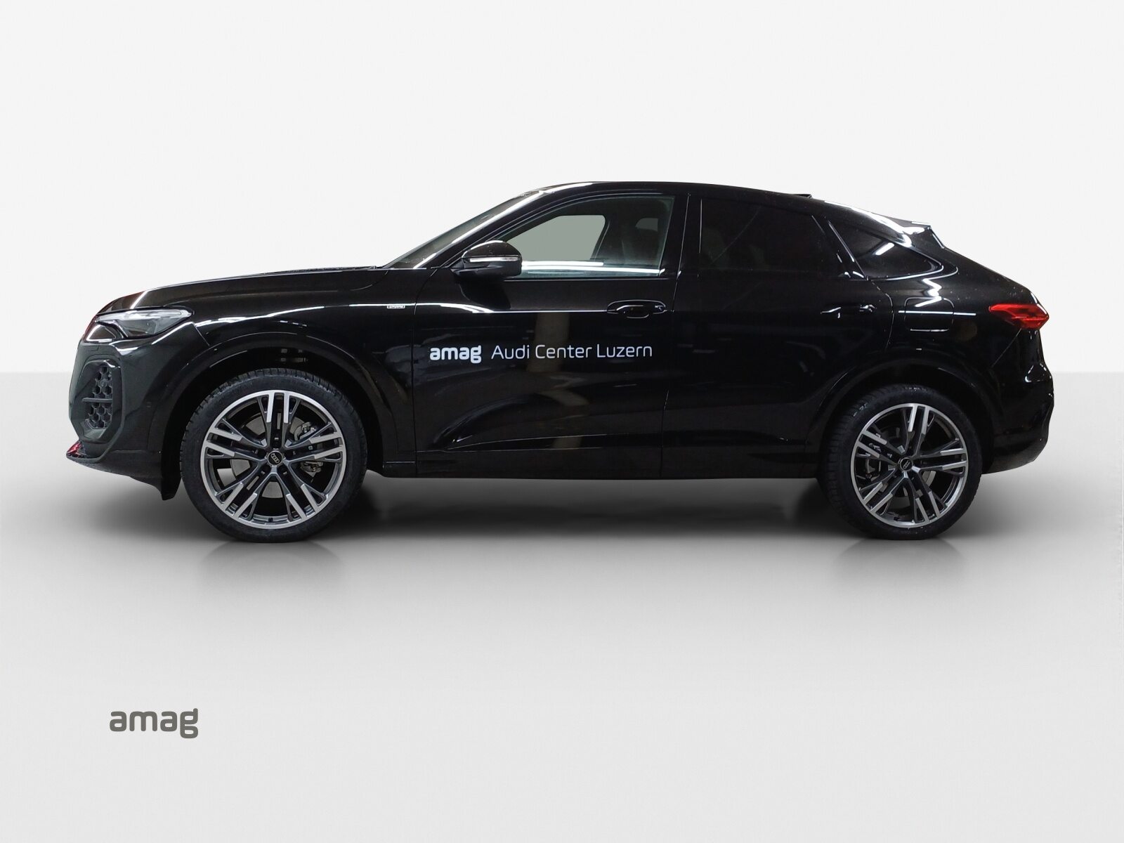 AUDI Q5 SB e-hybrid 220 kW, Voll-Hybrid Benzin/Elektro, Vorführwagen, Automatik - 2