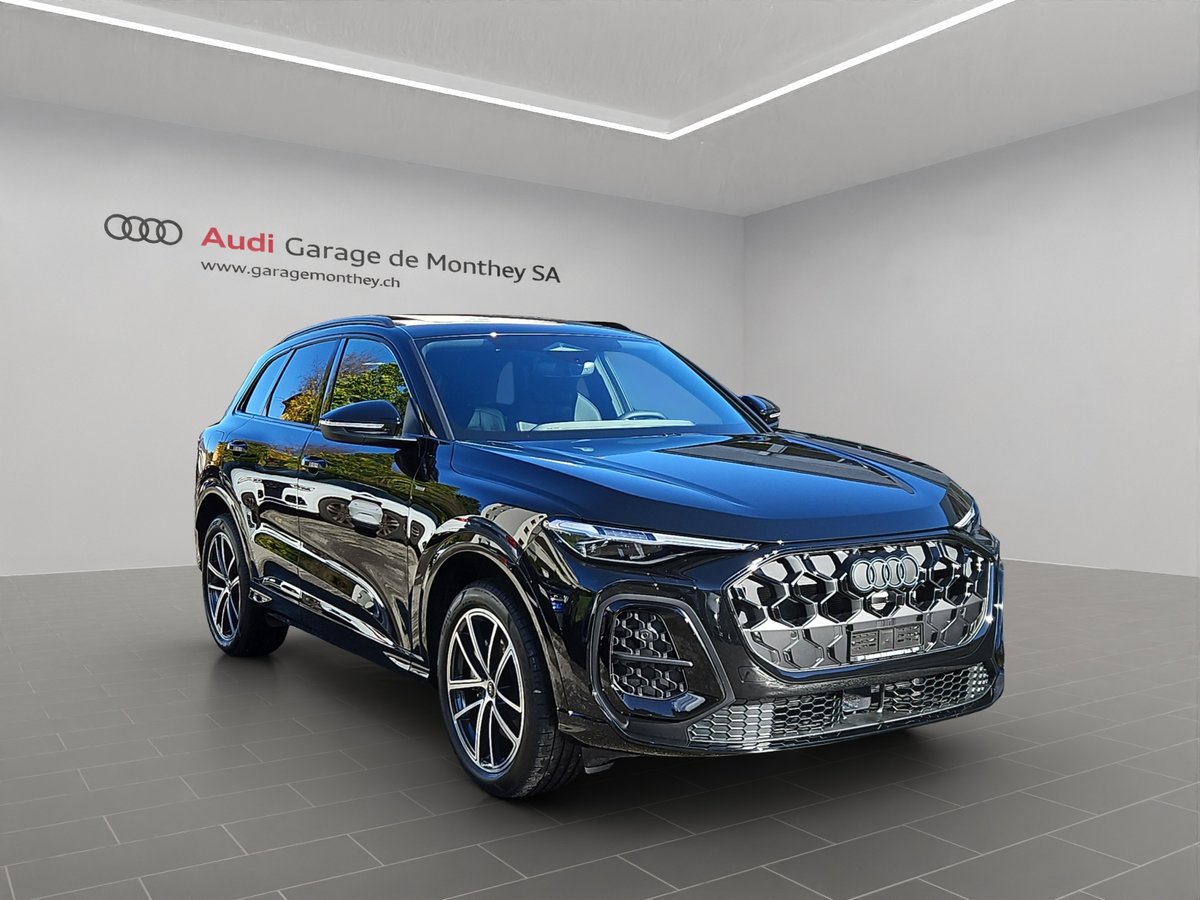 AUDI Q5 e-hybrid quattro 220 kW S-tronic, Plug-in-Hybrid Benzina/Elettrica, Auto nuove, Automatico - 3