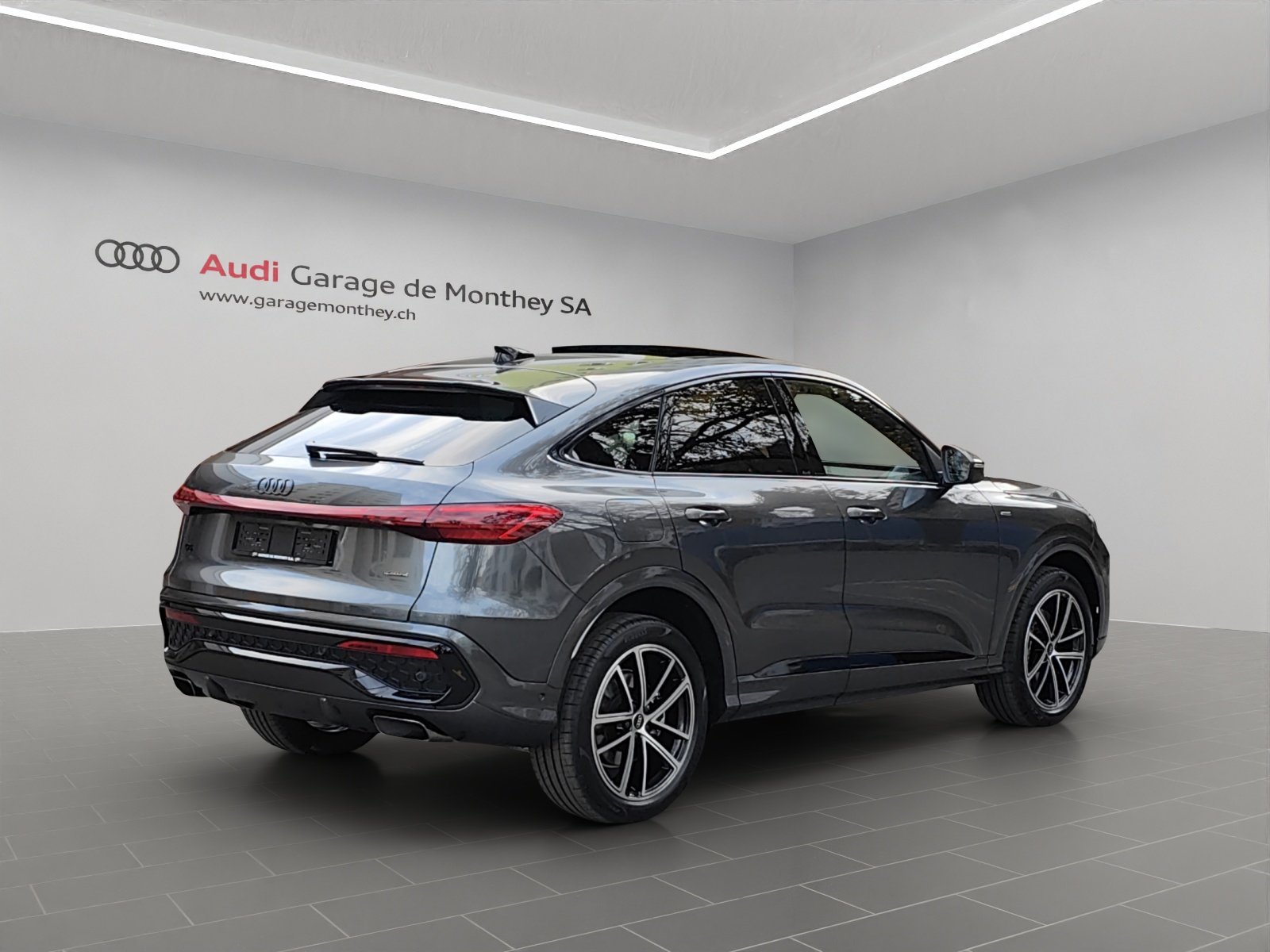 AUDI Q5 Sportback e-hybrid quattro 220 kW, Plug-in-Hybrid Benzin/Elektro, Neuwagen, Automat - 3