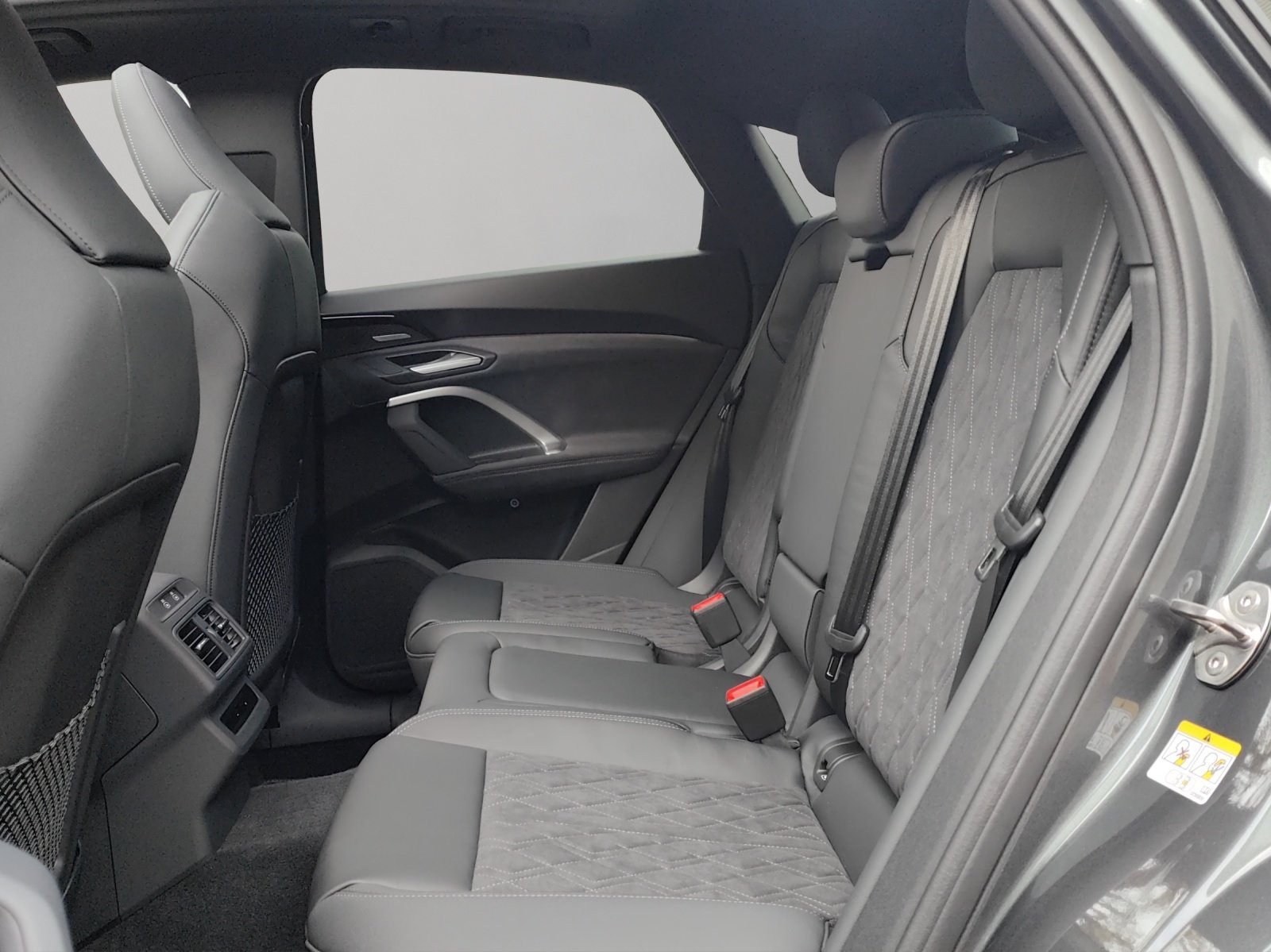AUDI Q5 Sportback e-hybrid quattro 220 kW, Plug-in-Hybrid Benzin/Elektro, Neuwagen, Automat - 6