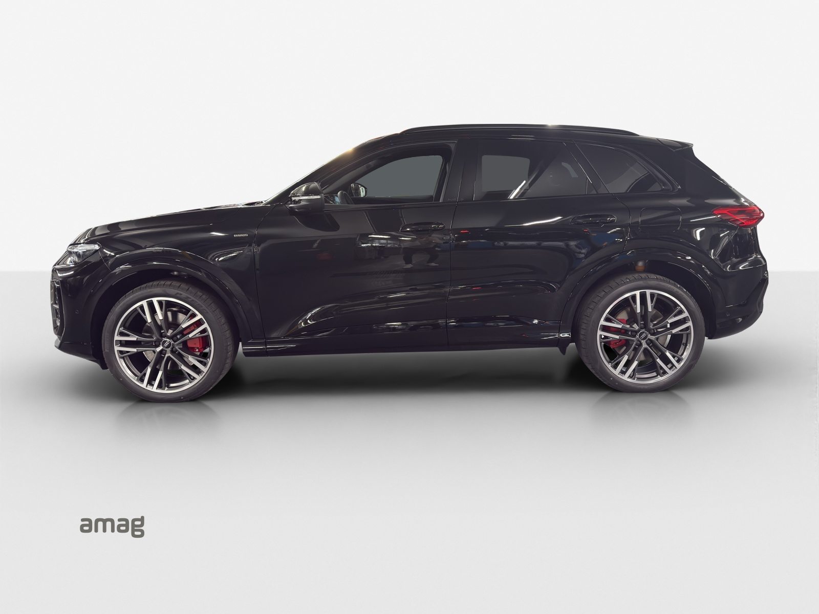 AUDI Q5 SUV e-hybrid 270 kW, Full-Hybrid Petrol/Electric, New car, Automatic - 2