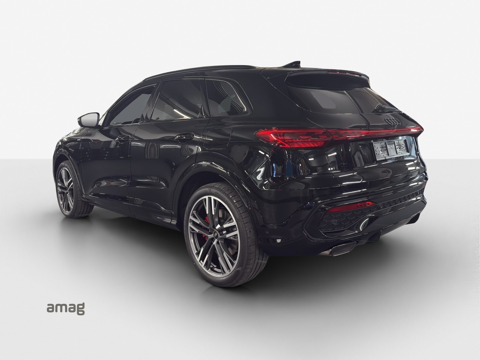 AUDI Q5 SUV e-hybrid 270 kW, Full-Hybrid Petrol/Electric, New car, Automatic - 3