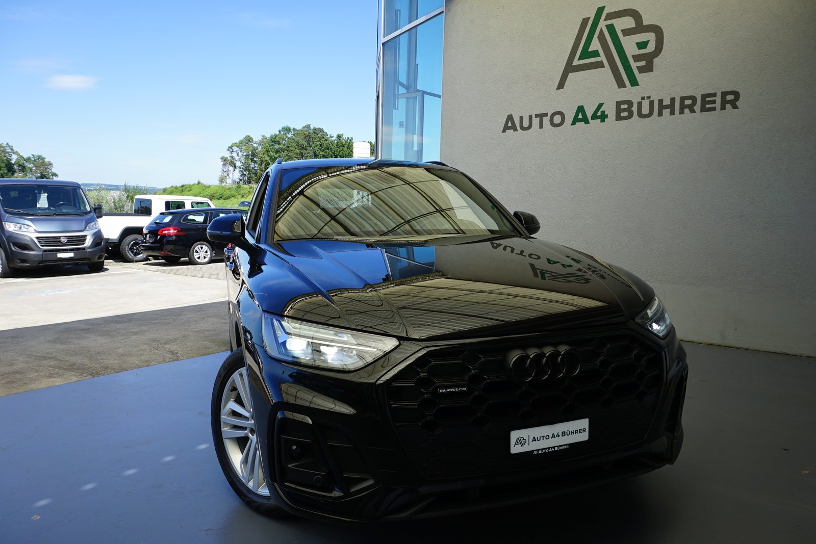 AUDI Q5 40 TFSI S line quattro 204PS, Petrol, Second hand / Used, Automatic - 3