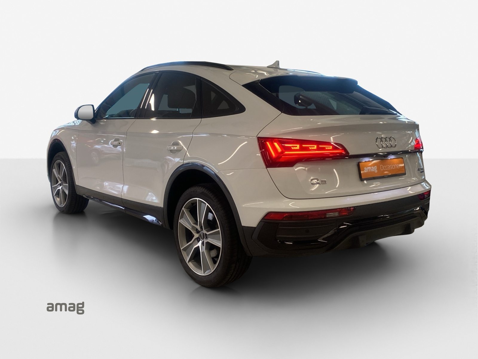 AUDI Q5 SB 40 TDI advanced, Diesel, Second hand / Used, Automatic - 3