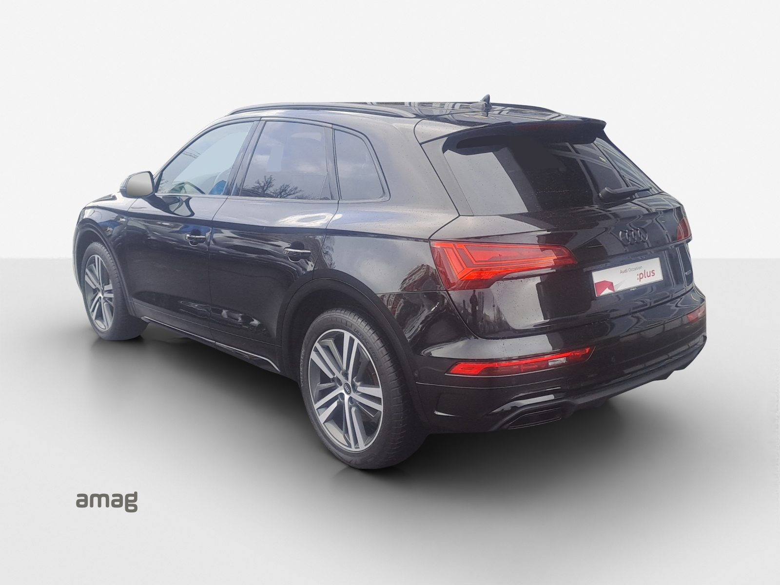 AUDI Q5 45 TFSI S line, Petrol, Second hand / Used, Automatic - 3