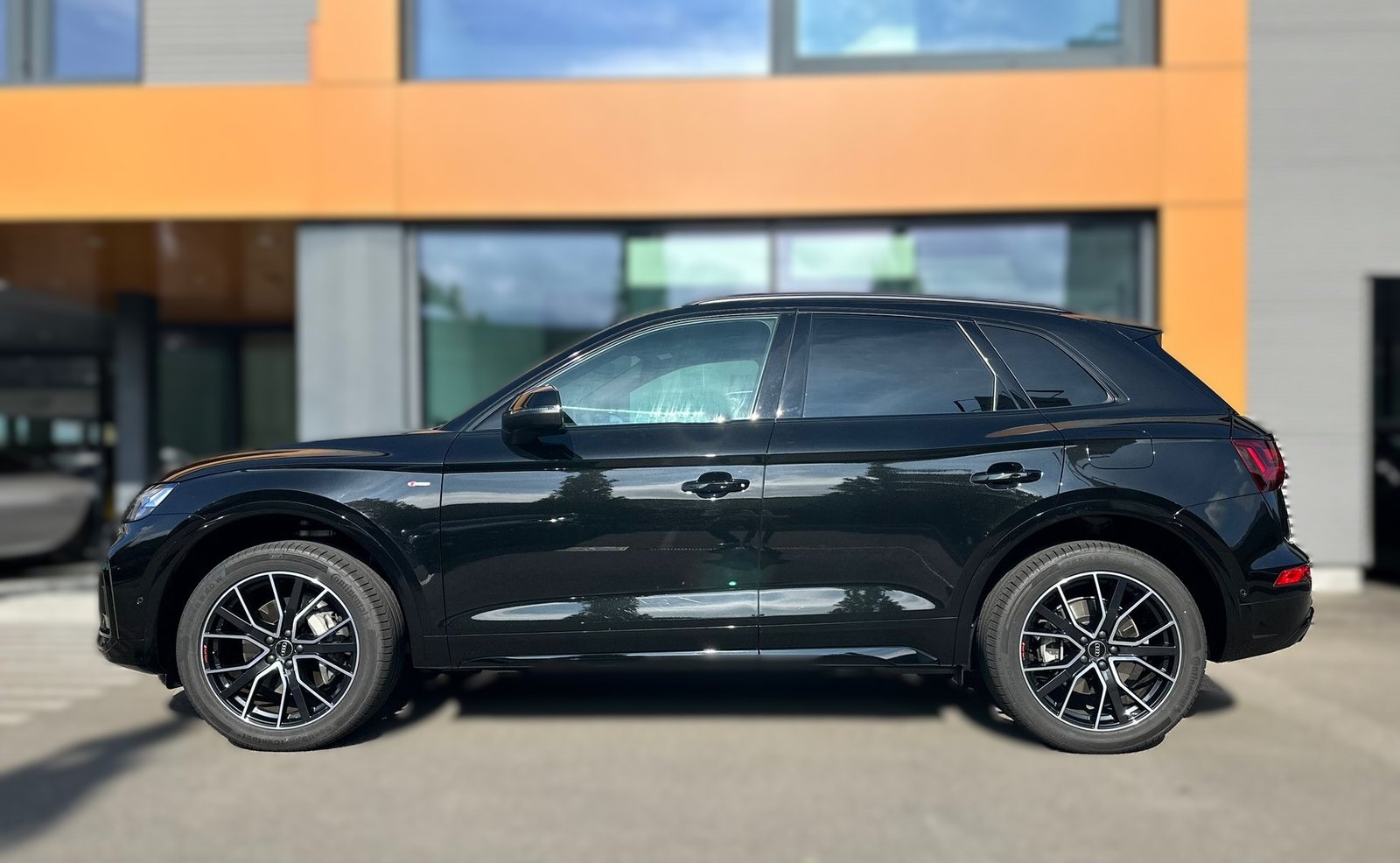 AUDI Q5 2.0 50 TFSI e S Line quattro S-Tronic, Plug-in-Hybrid Petrol/Electric, Second hand / Used, Automatic - 4