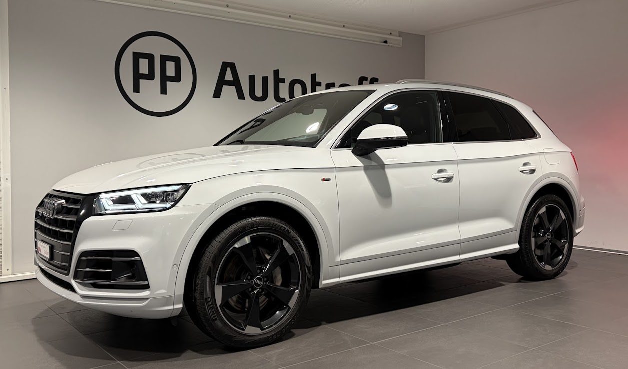 AUDI Q5 55 TFSI e sport, Full-Hybrid Petrol/Electric, Second hand / Used, Automatic - 2