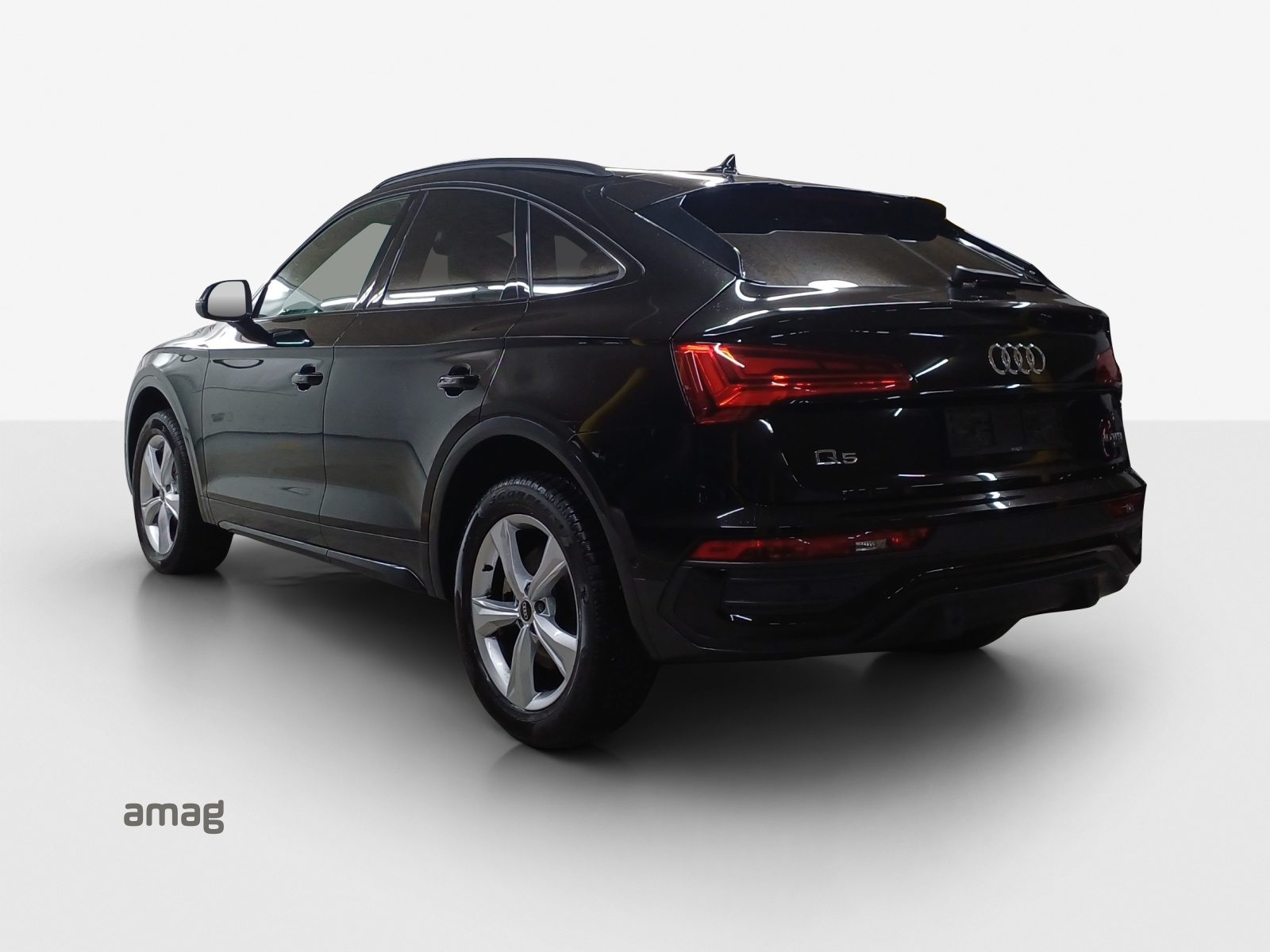 AUDI Q5 SB 40 TFSI advanced, Petrol, Second hand / Used, Automatic - 3