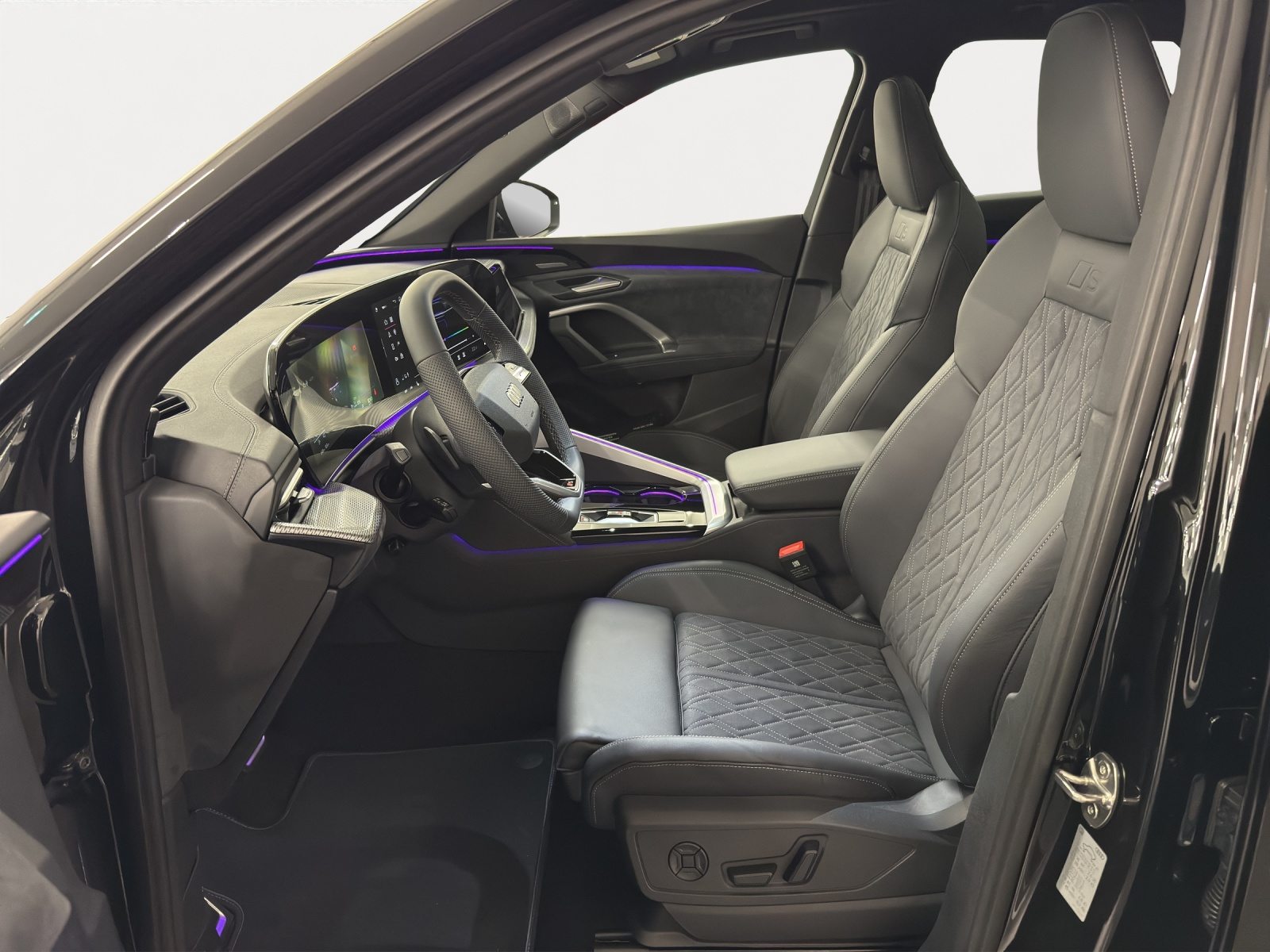 AUDI Q5 SUV e-hybrid 270 kW, Voll-Hybrid Benzin/Elektro, Vorführwagen, Automat - 5