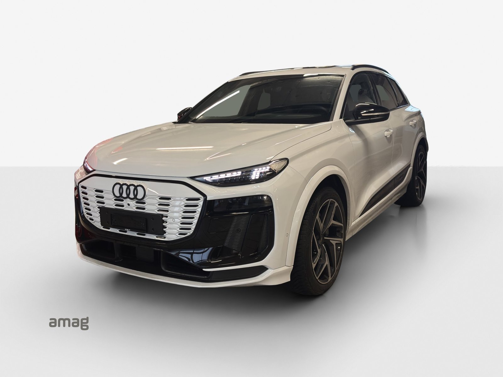 AUDI Q6 SUV e-tron quattro