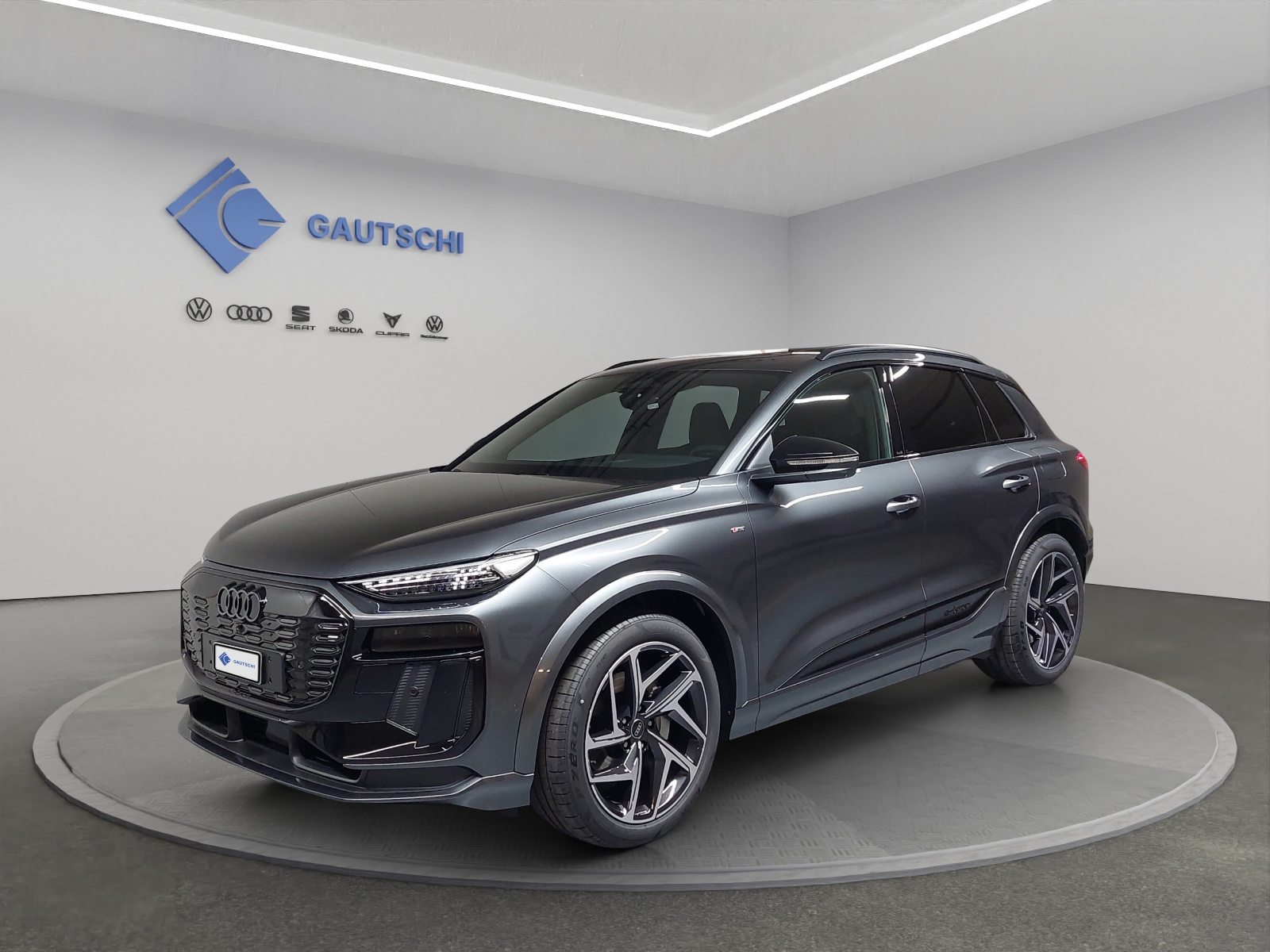 AUDI Q6 e-tron quattro