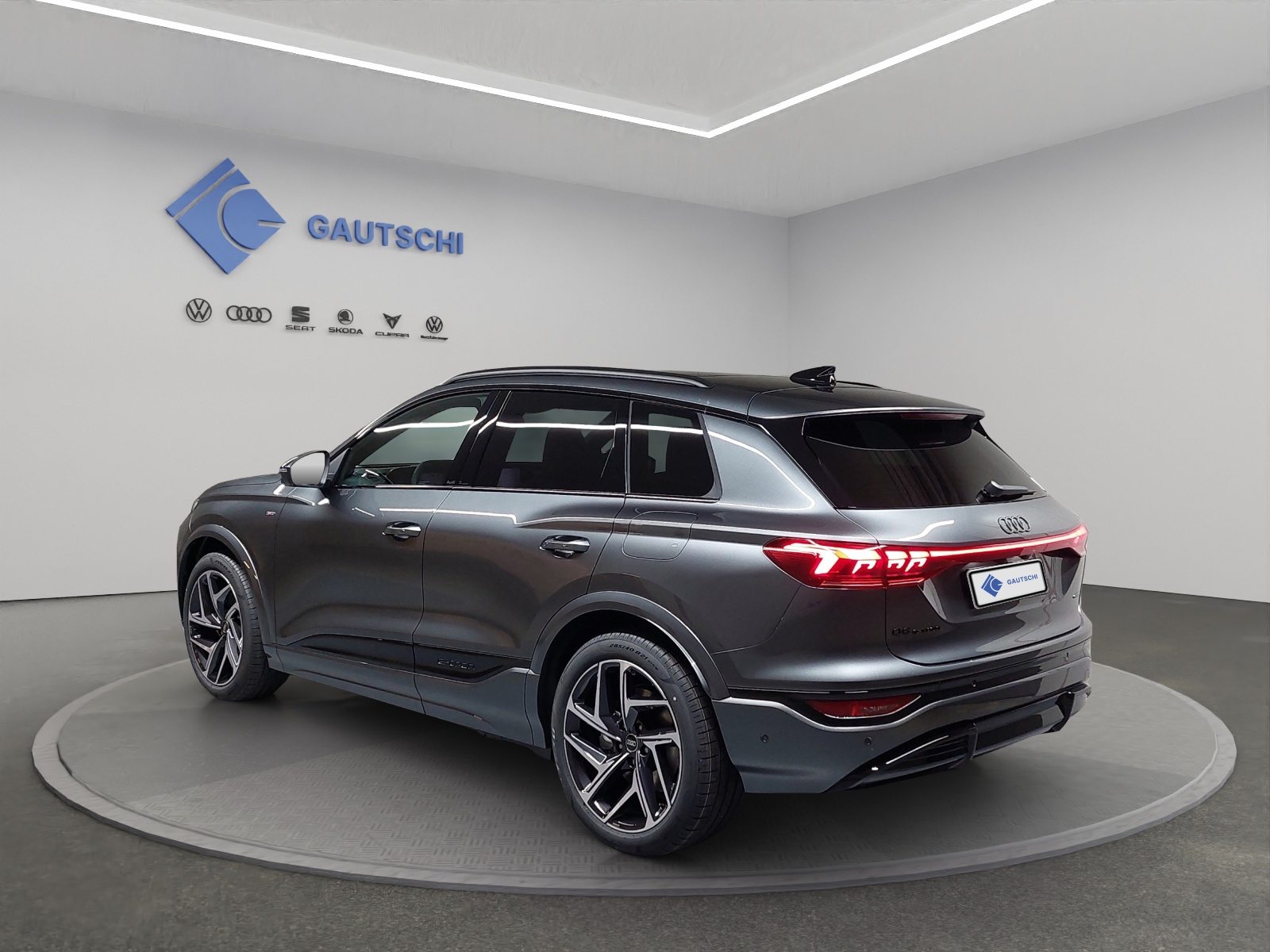 AUDI Q6 e-tron quattro, Elektro, Neuwagen, Automatik - 3