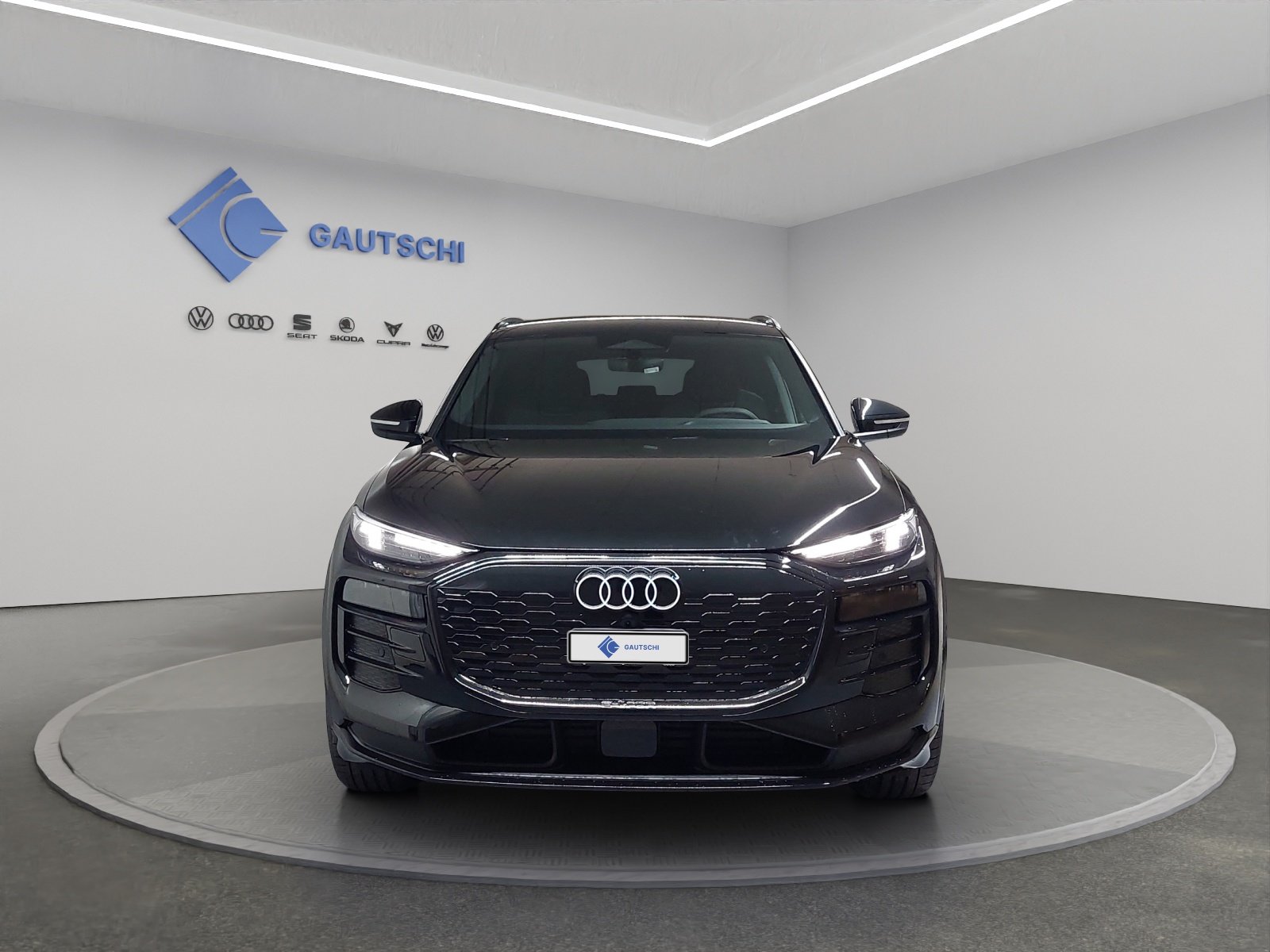 AUDI Q6 e-tron quattro, Electric, New car, Automatic - 4