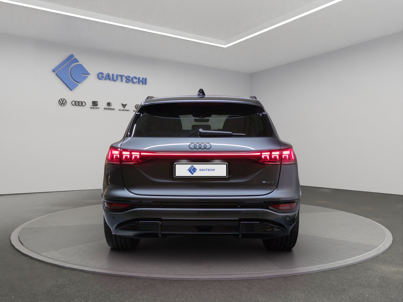 AUDI Q6 e-tron quattro, Elektro, Neuwagen, Automatik - 4