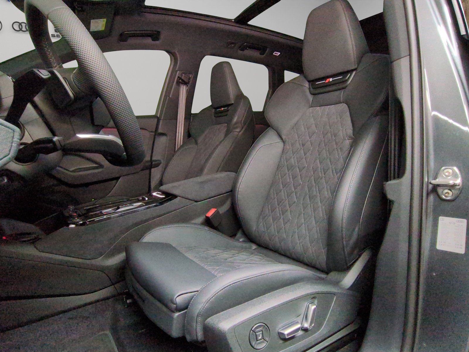 AUDI Q6 e-tron quattro, Elektro, Neuwagen, Automatik - 6