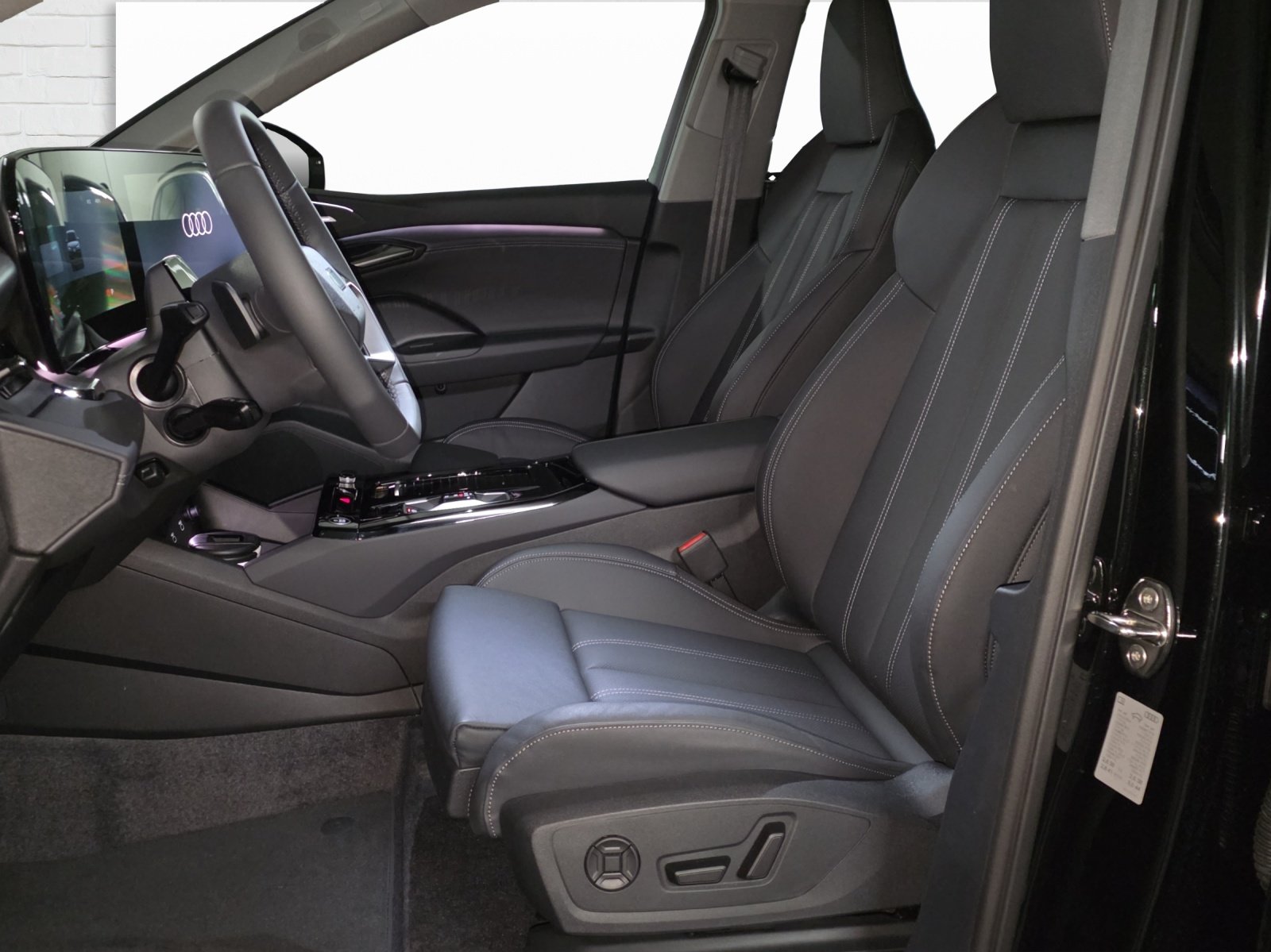 AUDI Q6 e-tron quattro, Elektro, Occasion / Gebraucht, Automatik - 5
