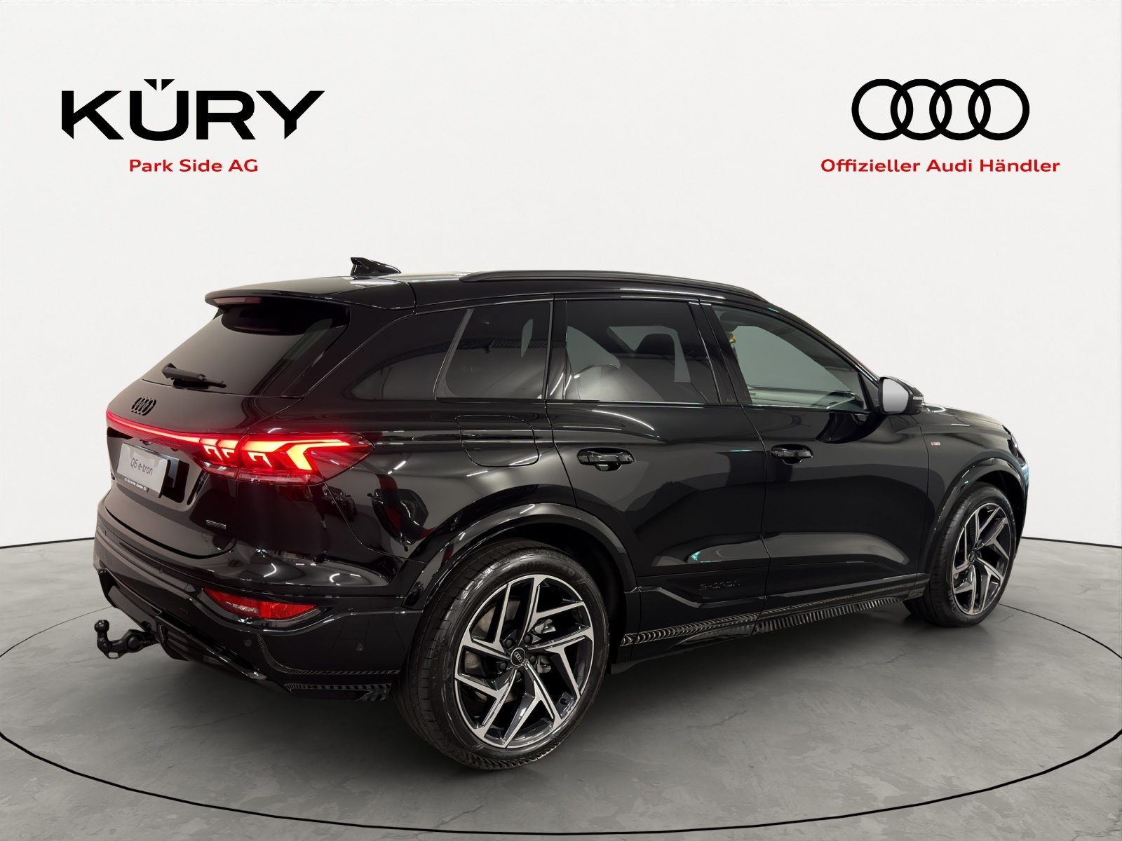 AUDI Q6 SUV e-tron quattro, Electric, New car, Automatic - 4
