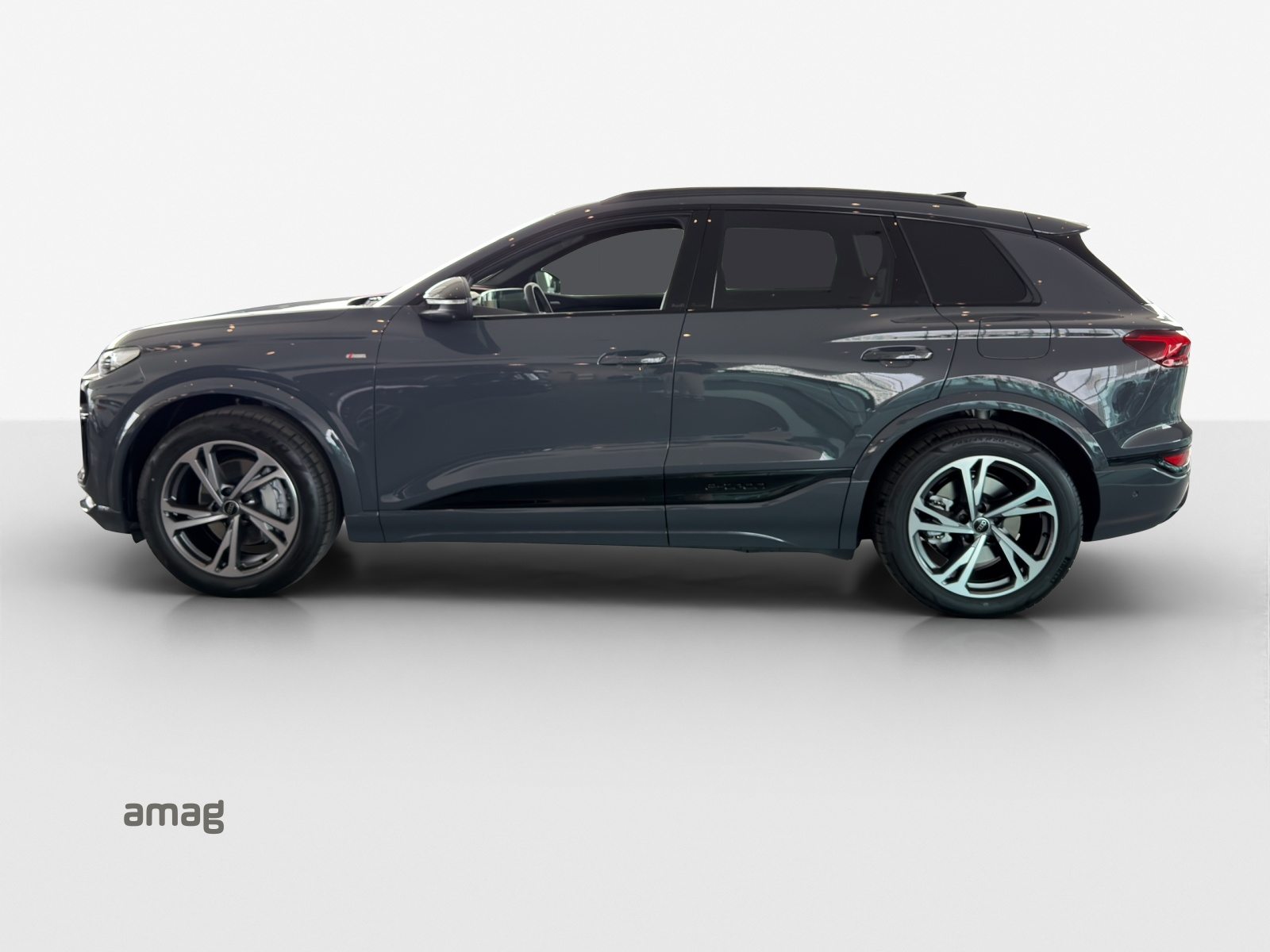 AUDI Q6 SUV e-tron quattro, Electric, New car, Automatic - 2