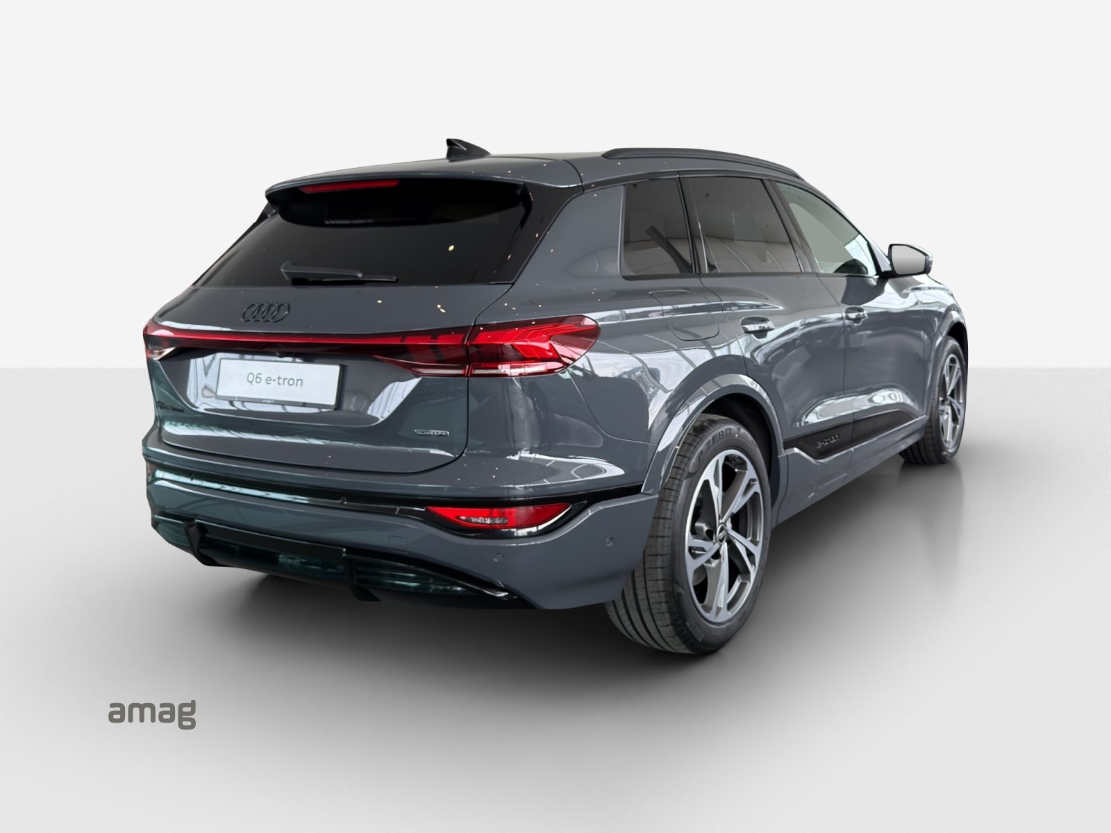 AUDI Q6 SUV e-tron quattro, Electric, New car, Automatic - 5