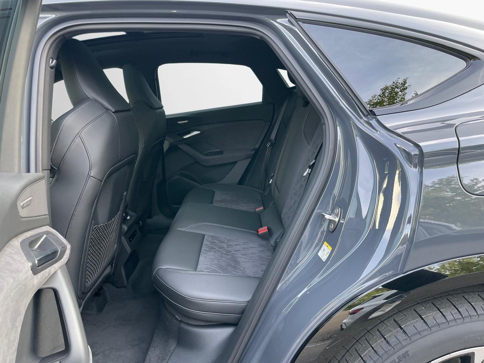 AUDI Q6 Sportback e-tron quattro, Électrique, Voiture nouvelle, Automatique - 7