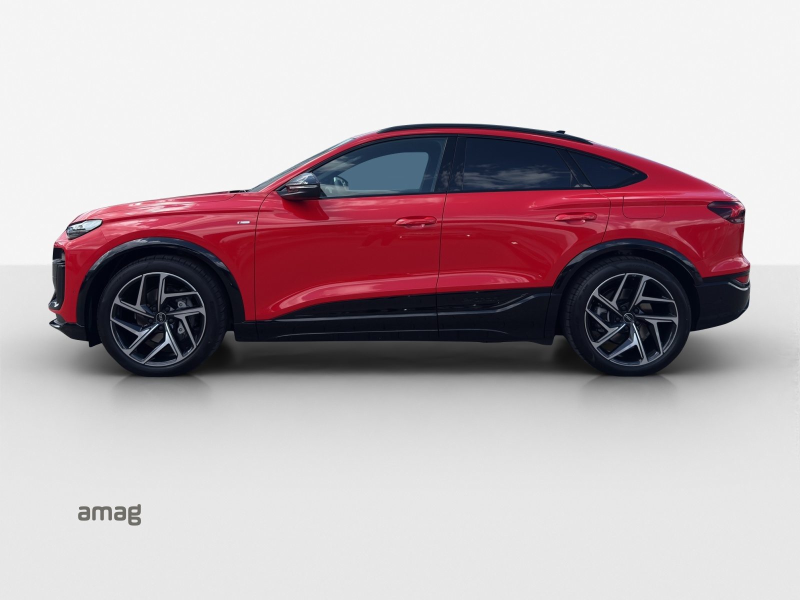 AUDI Q6 Sportback e-tron quattro, Electric, New car, Automatic - 2