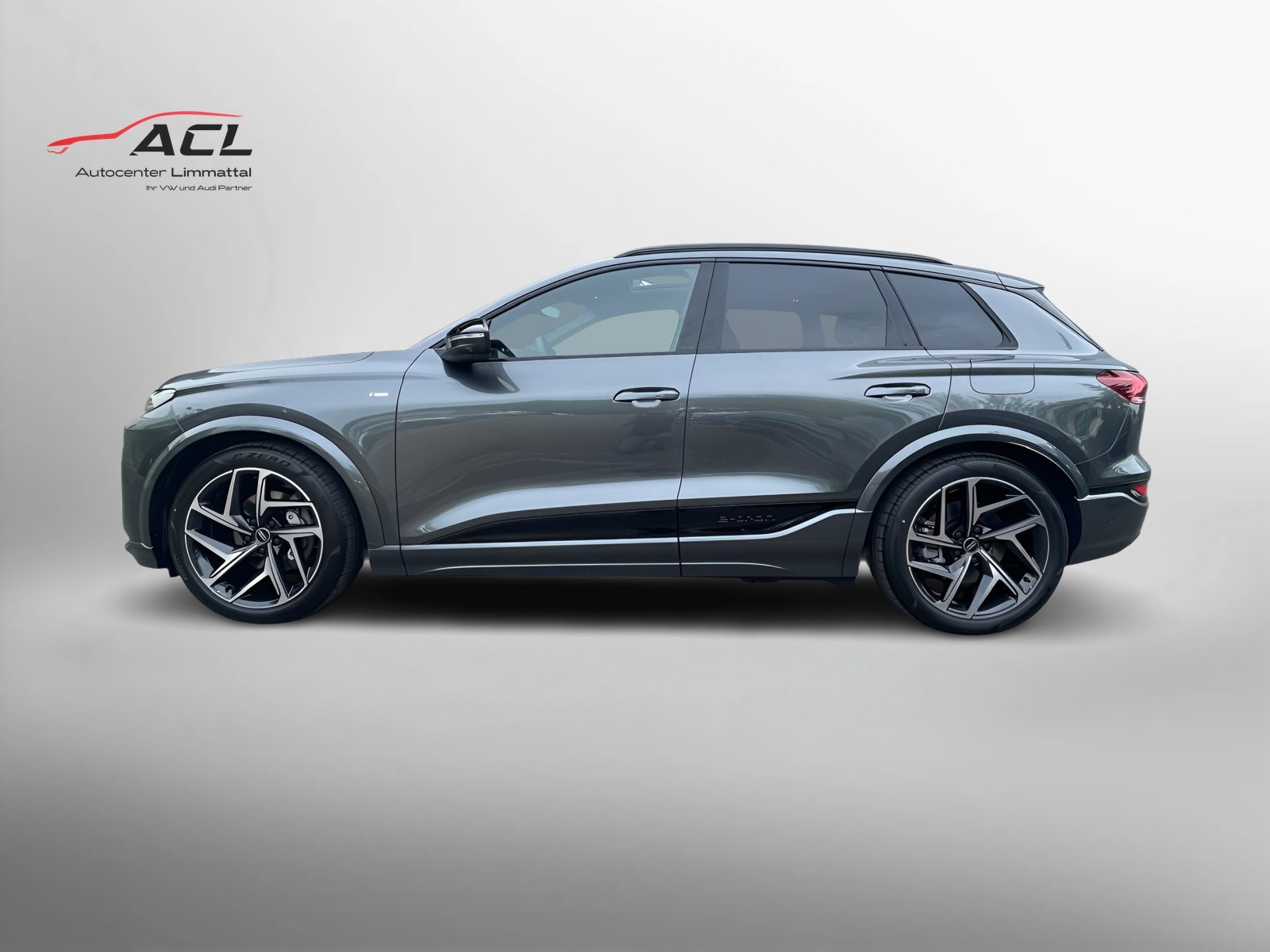 AUDI Q6 SUV e-tron quattro, Electric, New car, Automatic - 3