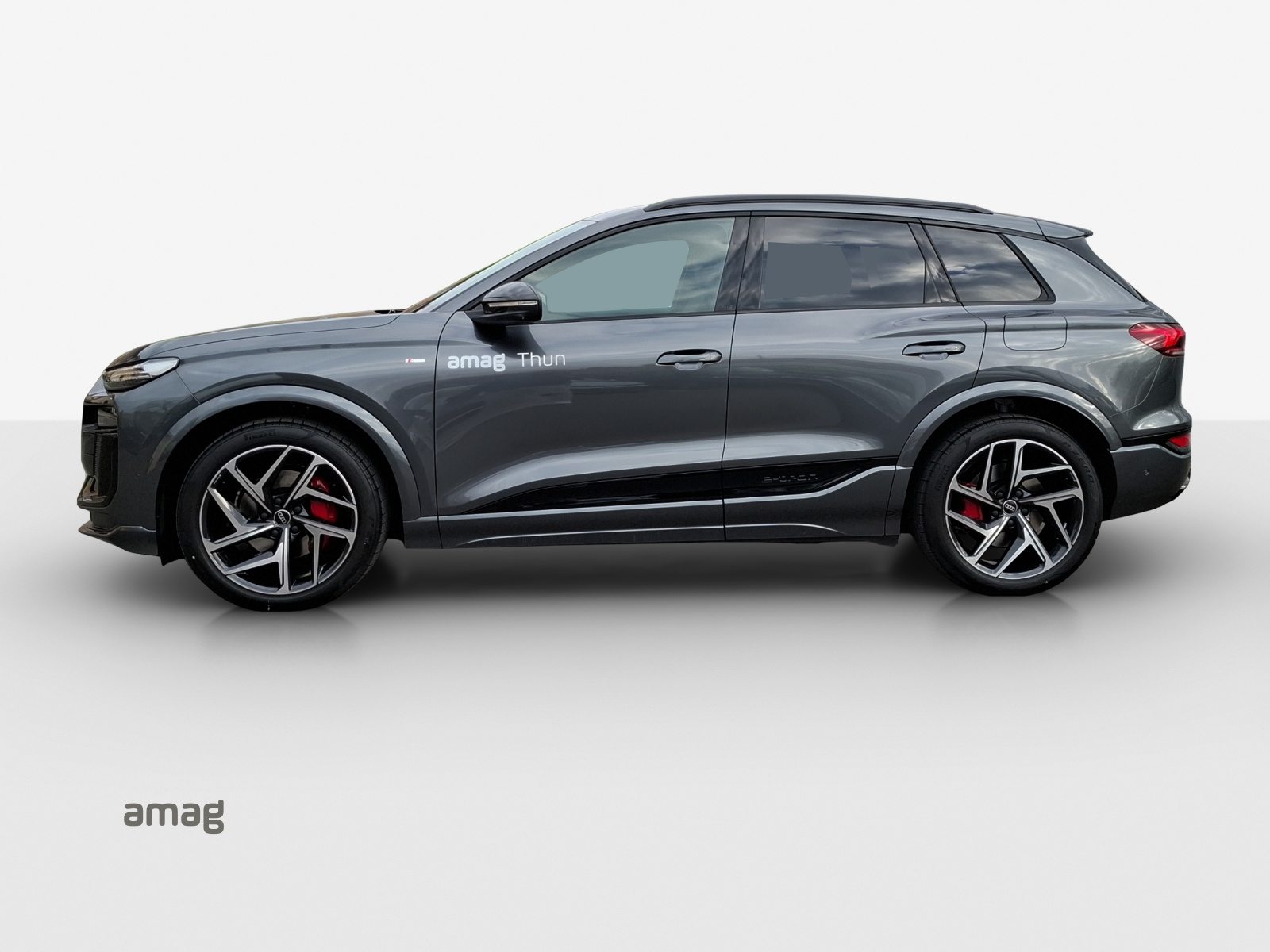 AUDI Q6 SUV e-tron quattro, Electric, New car, Automatic - 2