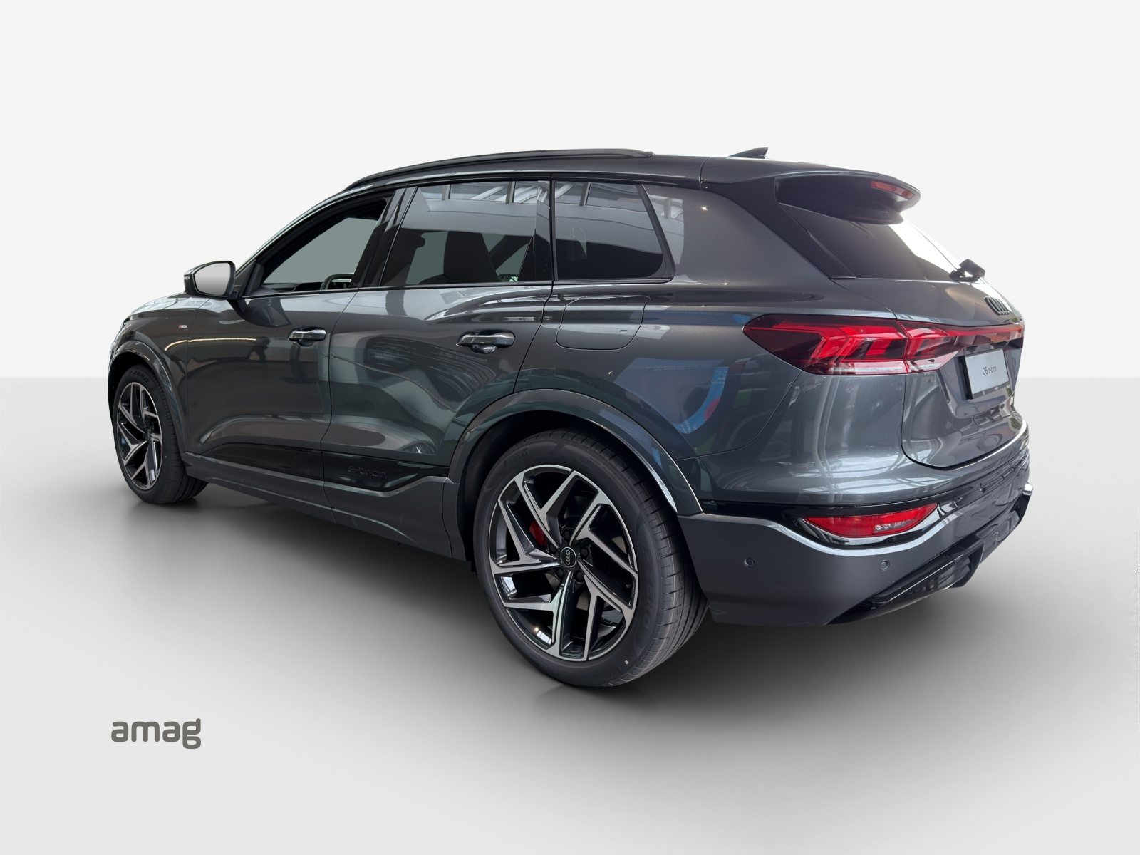 AUDI Q6 SUV e-tron quattro, Electric, New car, Automatic - 3