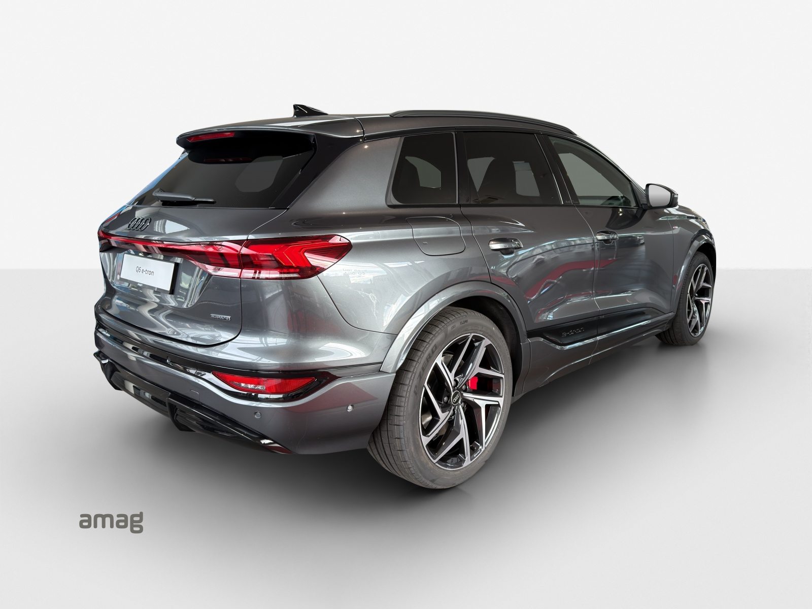 AUDI Q6 SUV e-tron quattro, Electric, New car, Automatic - 5