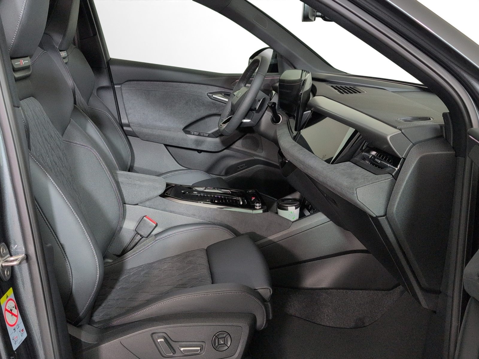 AUDI Q6 Sportback e-tron quattro, Electric, New car, Automatic - 7
