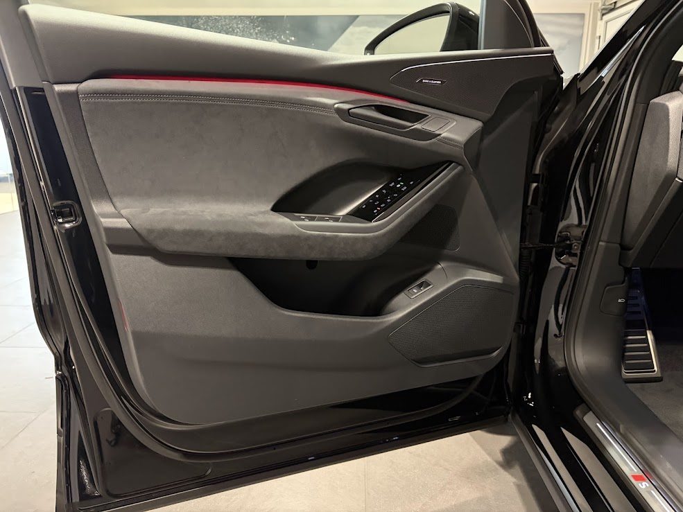 AUDI Q6 SUV e-tron quattro, Electric, New car, Automatic - 3