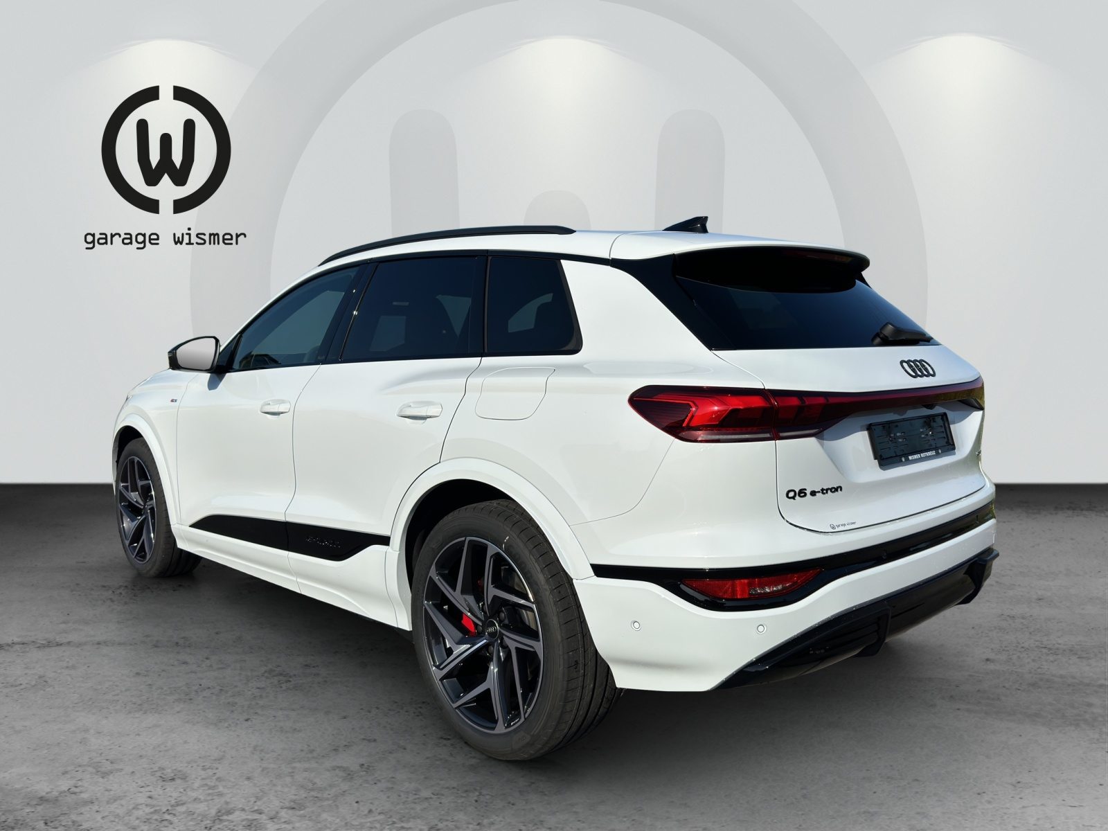 AUDI Q6 SUV e-tron quattro, Electric, New car, Automatic - 3
