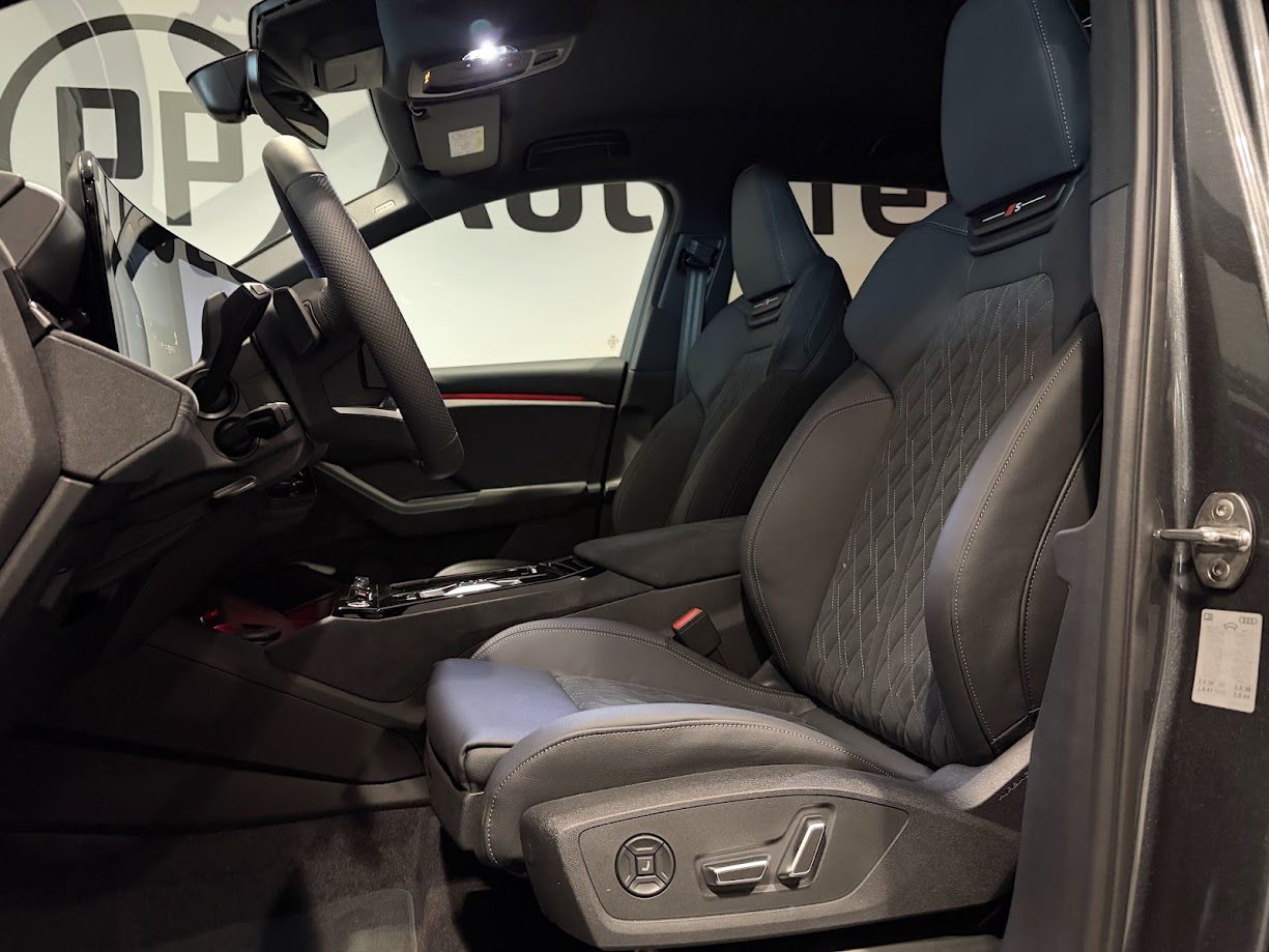 AUDI Q6 SUV e-tron quattro, Electric, New car, Automatic - 4
